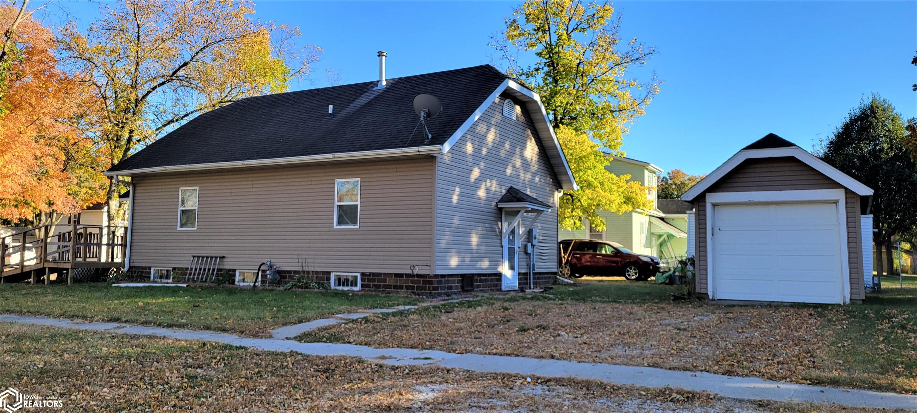 602 S Jones Street, Algona, Iowa image 3