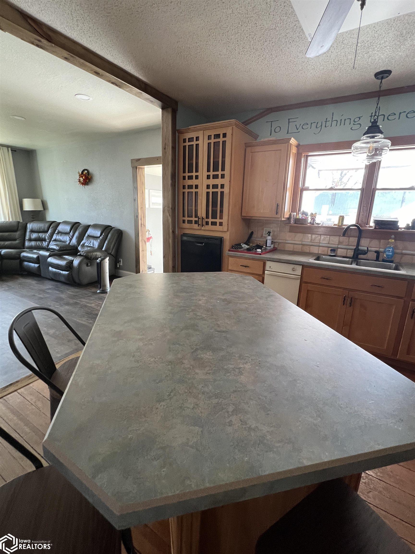506 1st Avenue, Humboldt, Iowa image 16