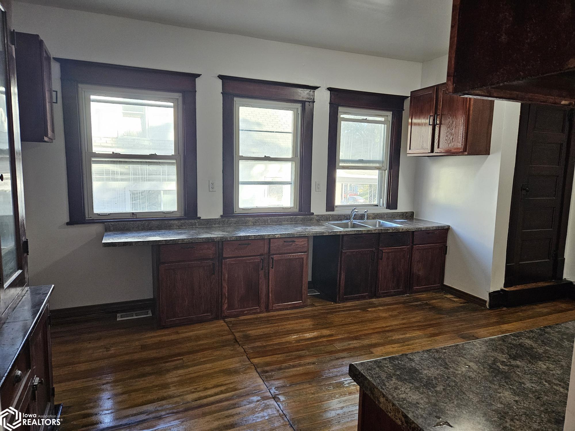 109 E Woodland Avenue, Ottumwa, Iowa image 11