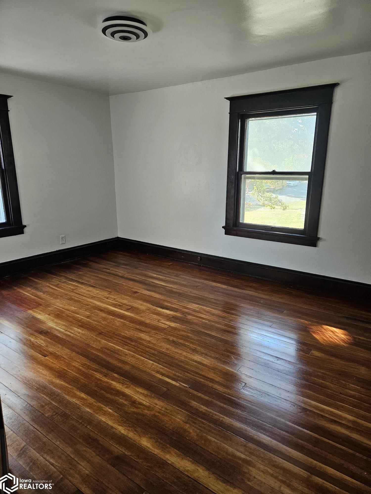 109 E Woodland Avenue, Ottumwa, Iowa image 23