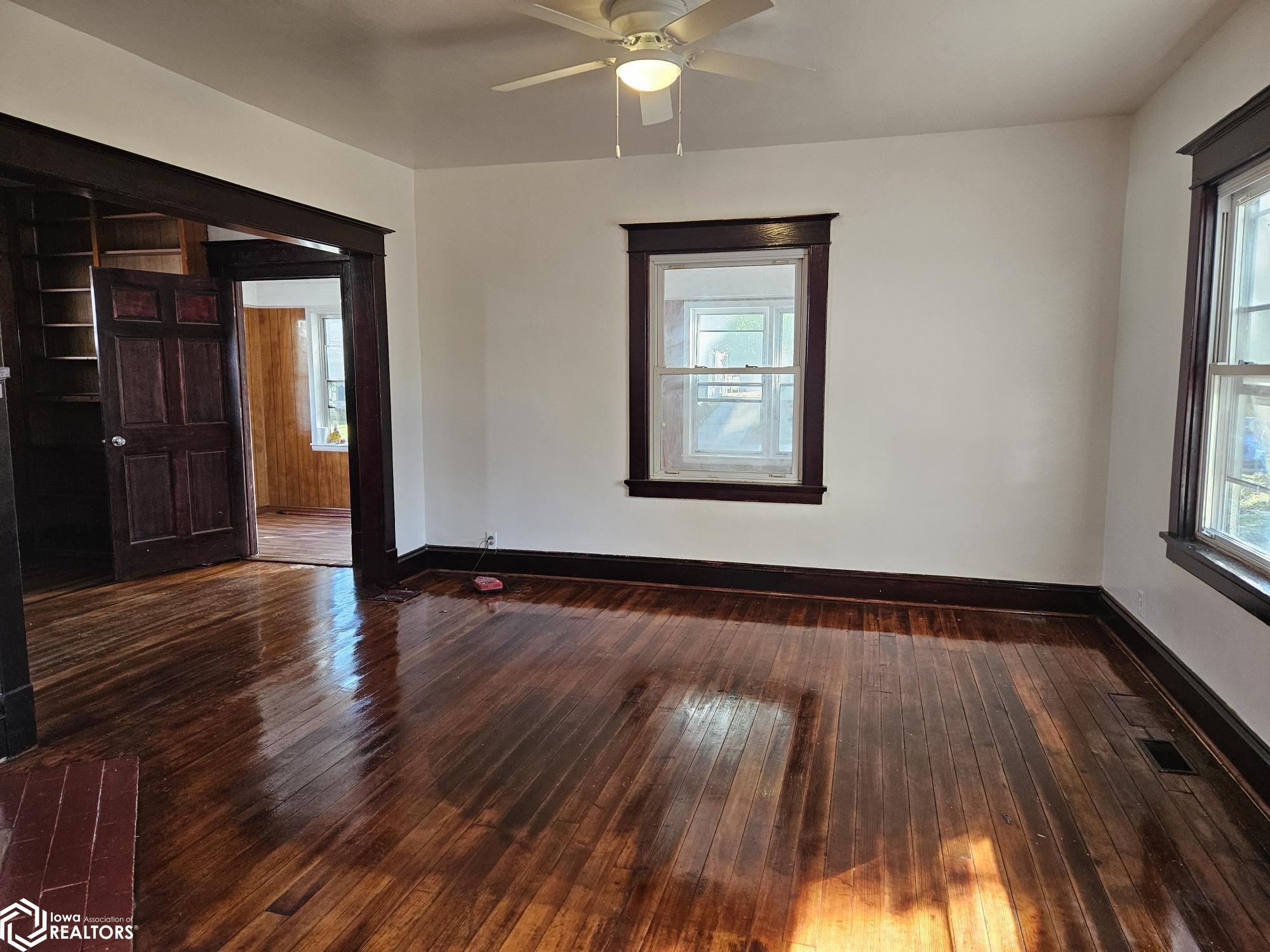 109 E Woodland Avenue, Ottumwa, Iowa image 6