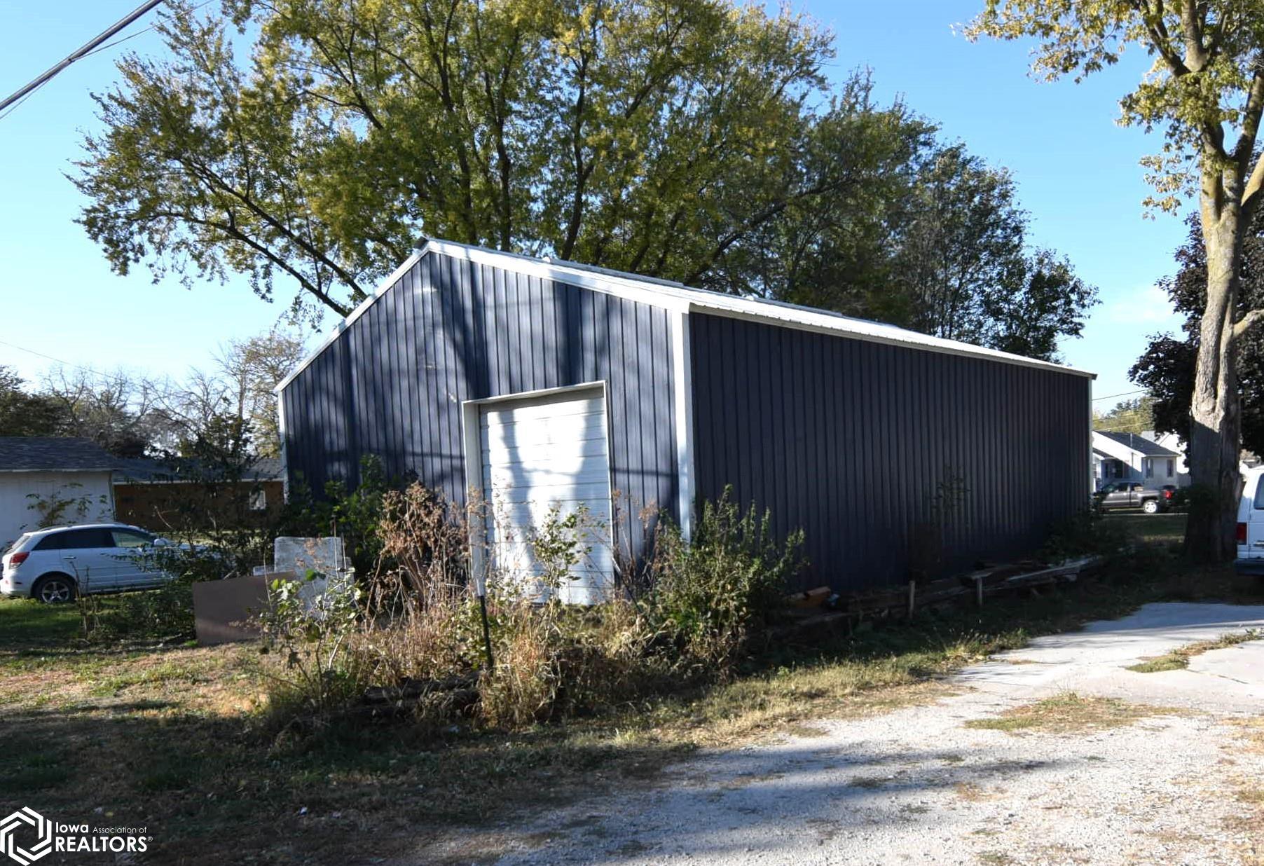 Farm & Home Services Serving Algona Since 1920