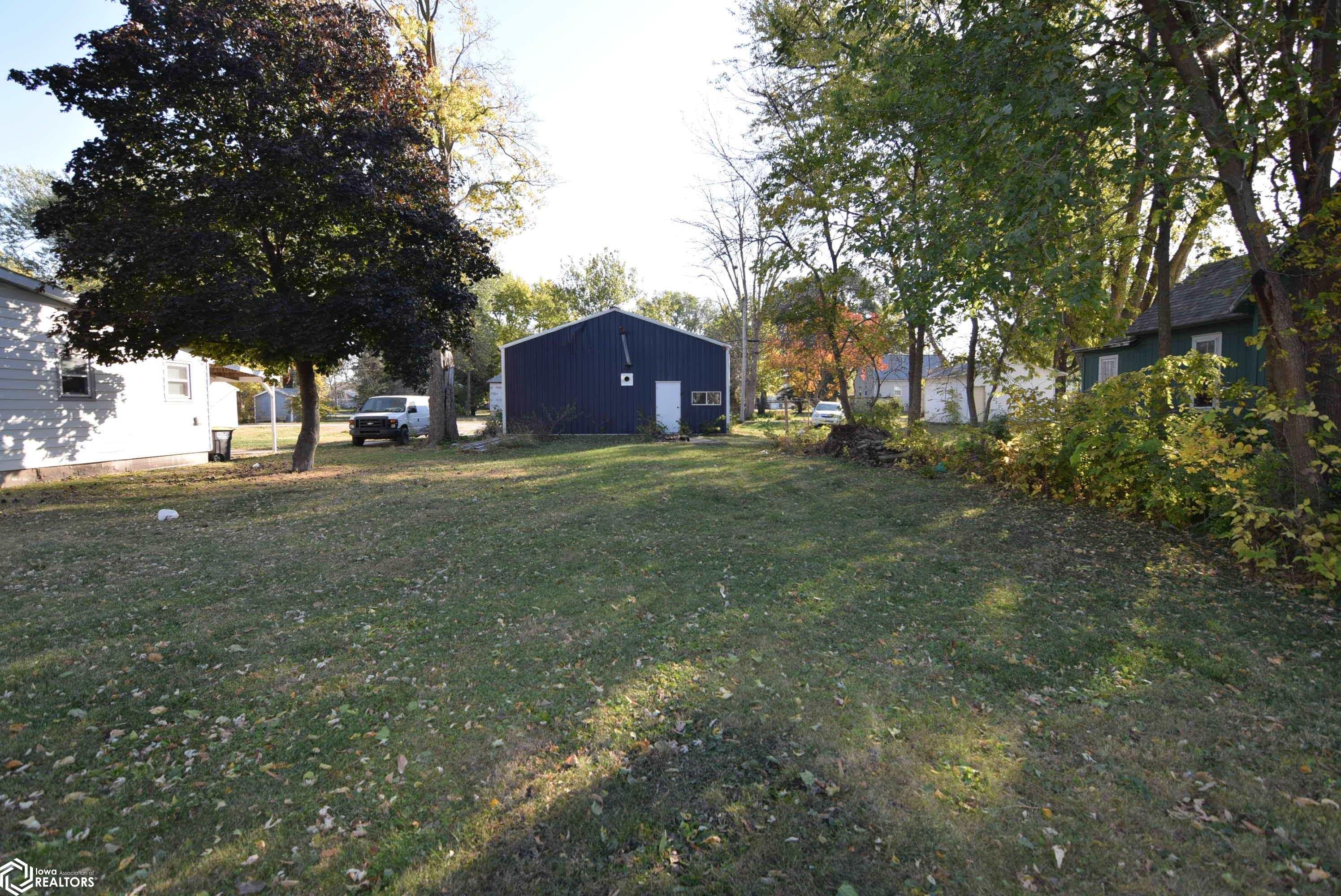 Farm & Home Services Serving Algona Since 1920