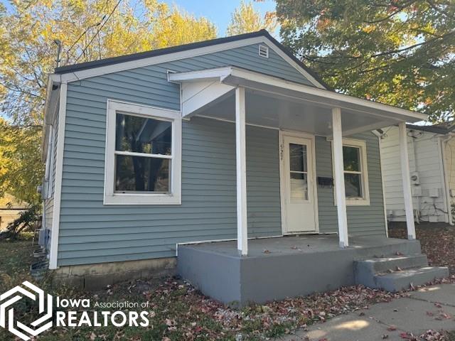 527 N 12th Street, Centerville, Iowa image 2