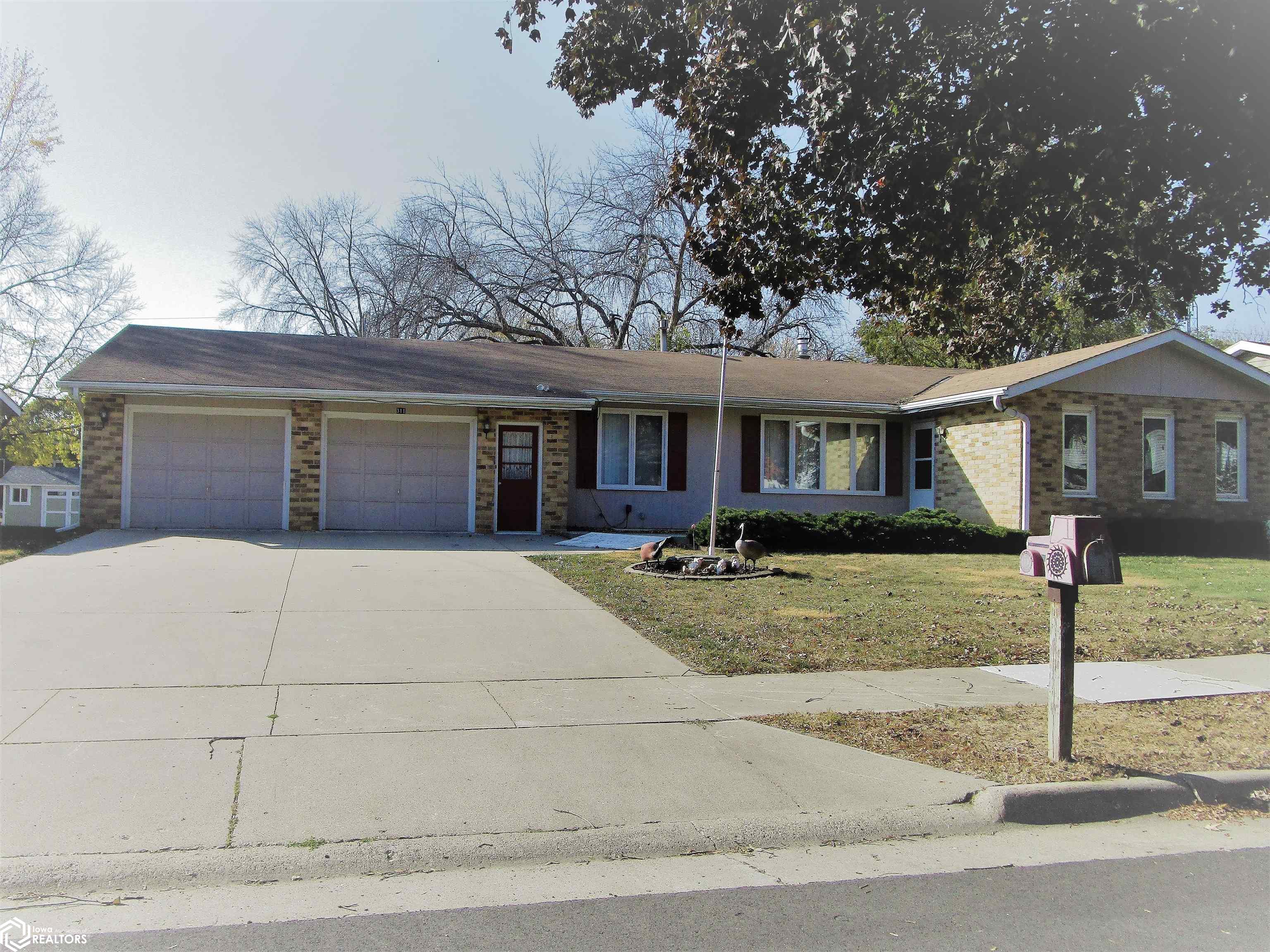 311 Hawthorne, Iowa Falls, Iowa image 1