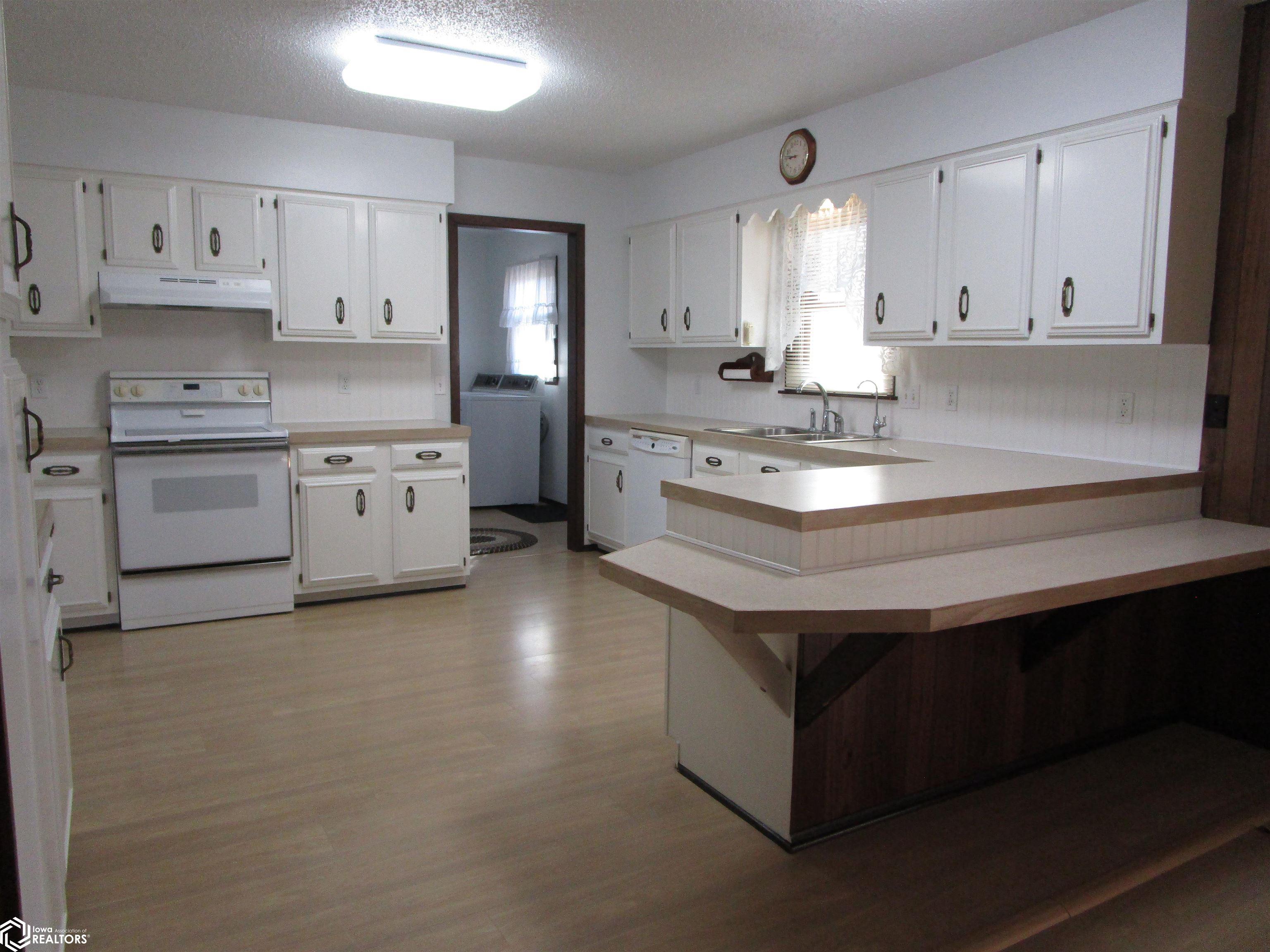 311 Hawthorne, Iowa Falls, Iowa image 13