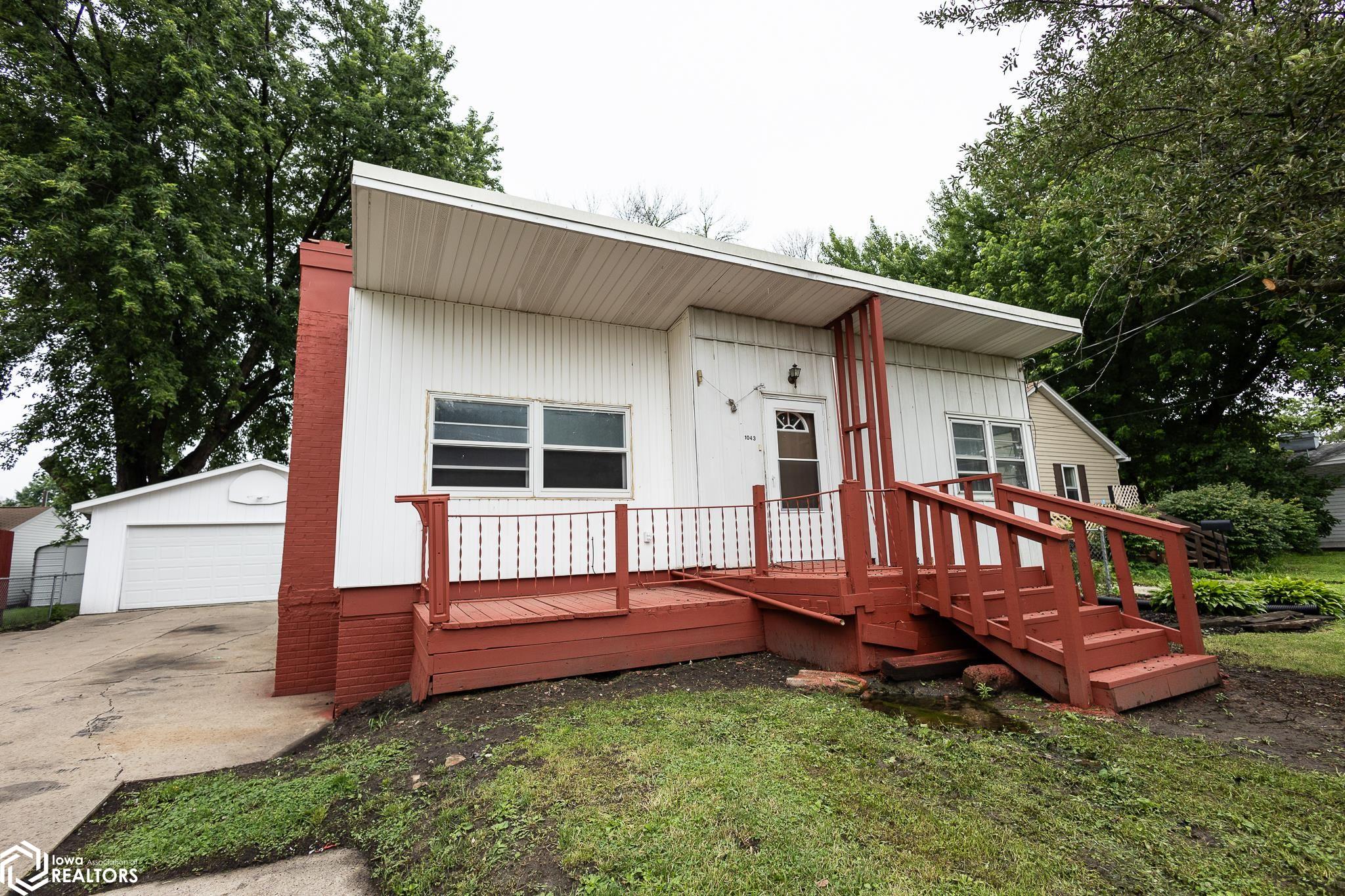 1043 6th Street, Mason City, Iowa image 1
