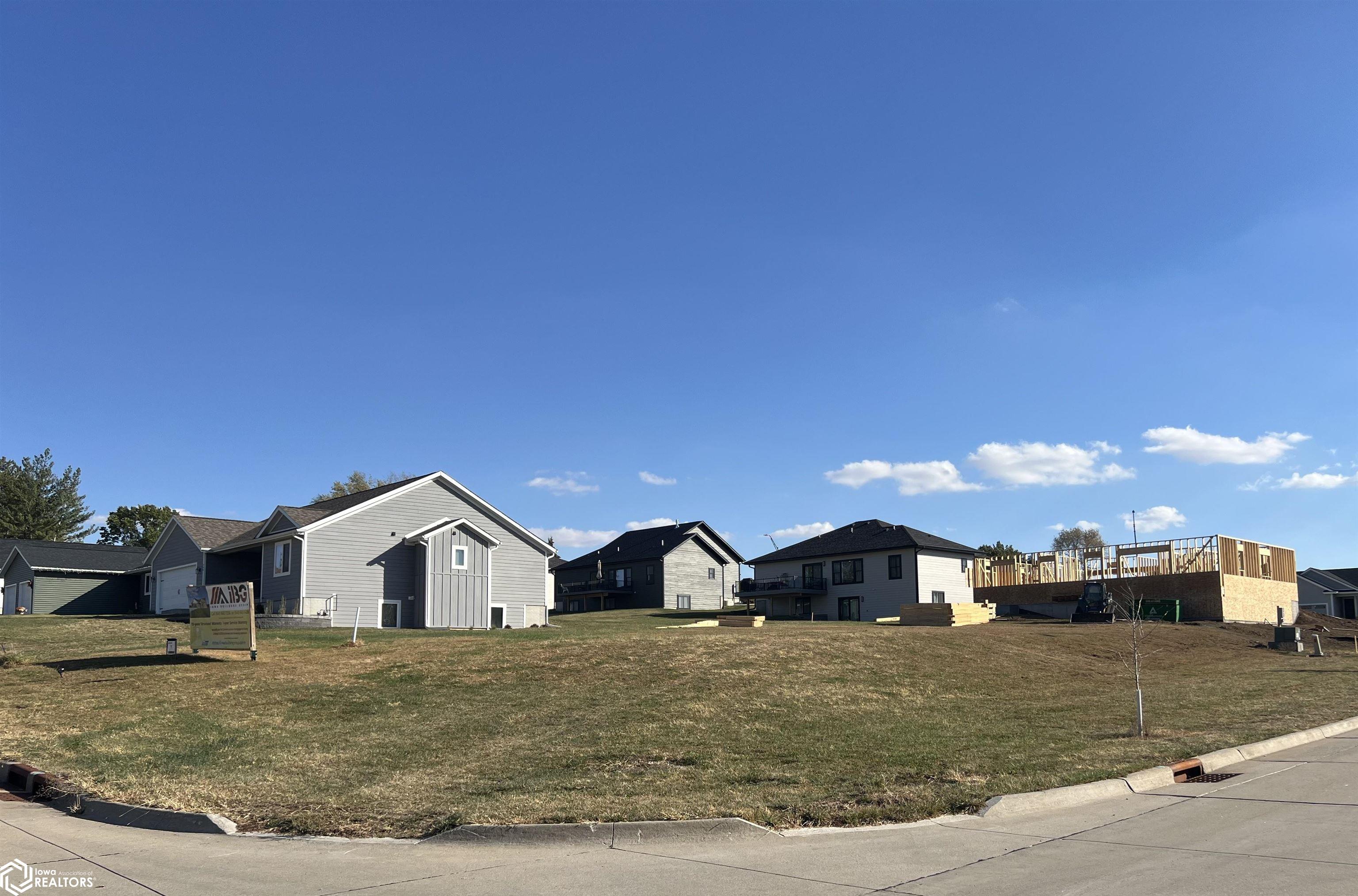 504 17th Avenue, Oskaloosa, Iowa image 2