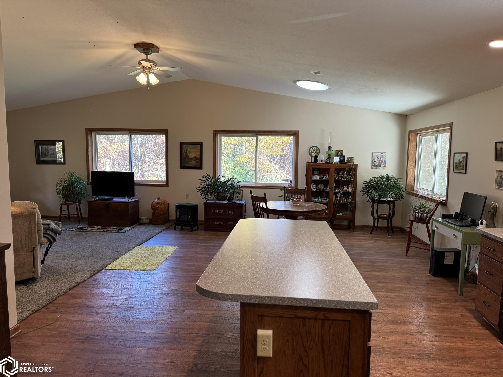 13489 Hickory Boulevard, Drakesville, Iowa image 13
