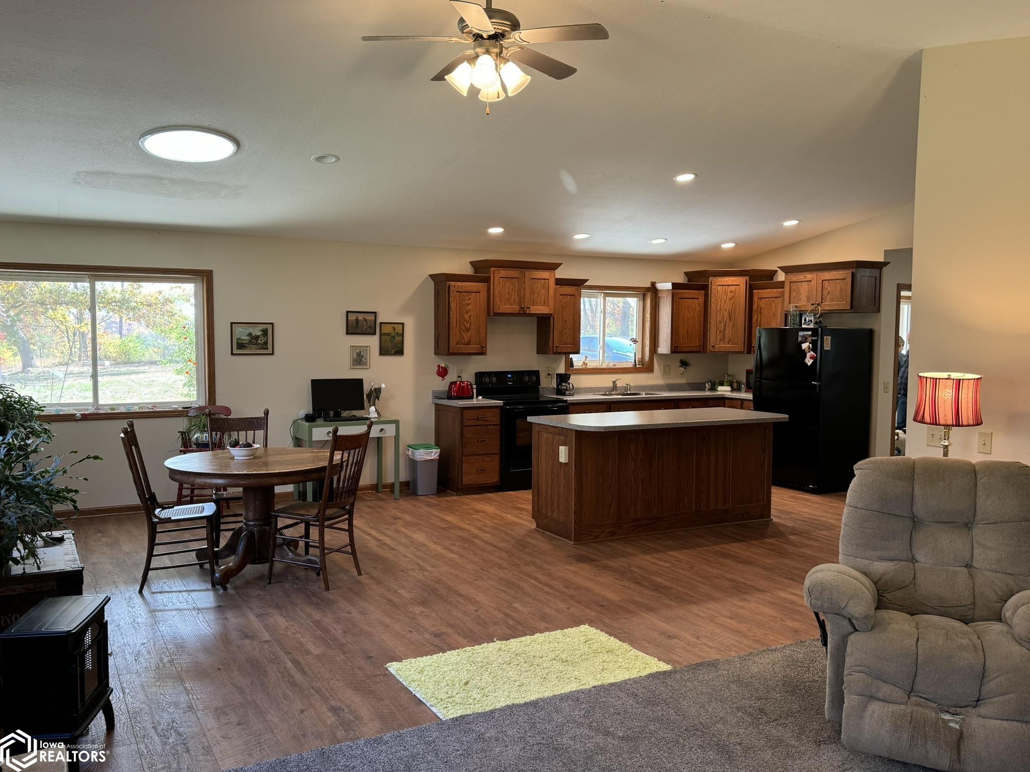 13489 Hickory Boulevard, Drakesville, Iowa image 18