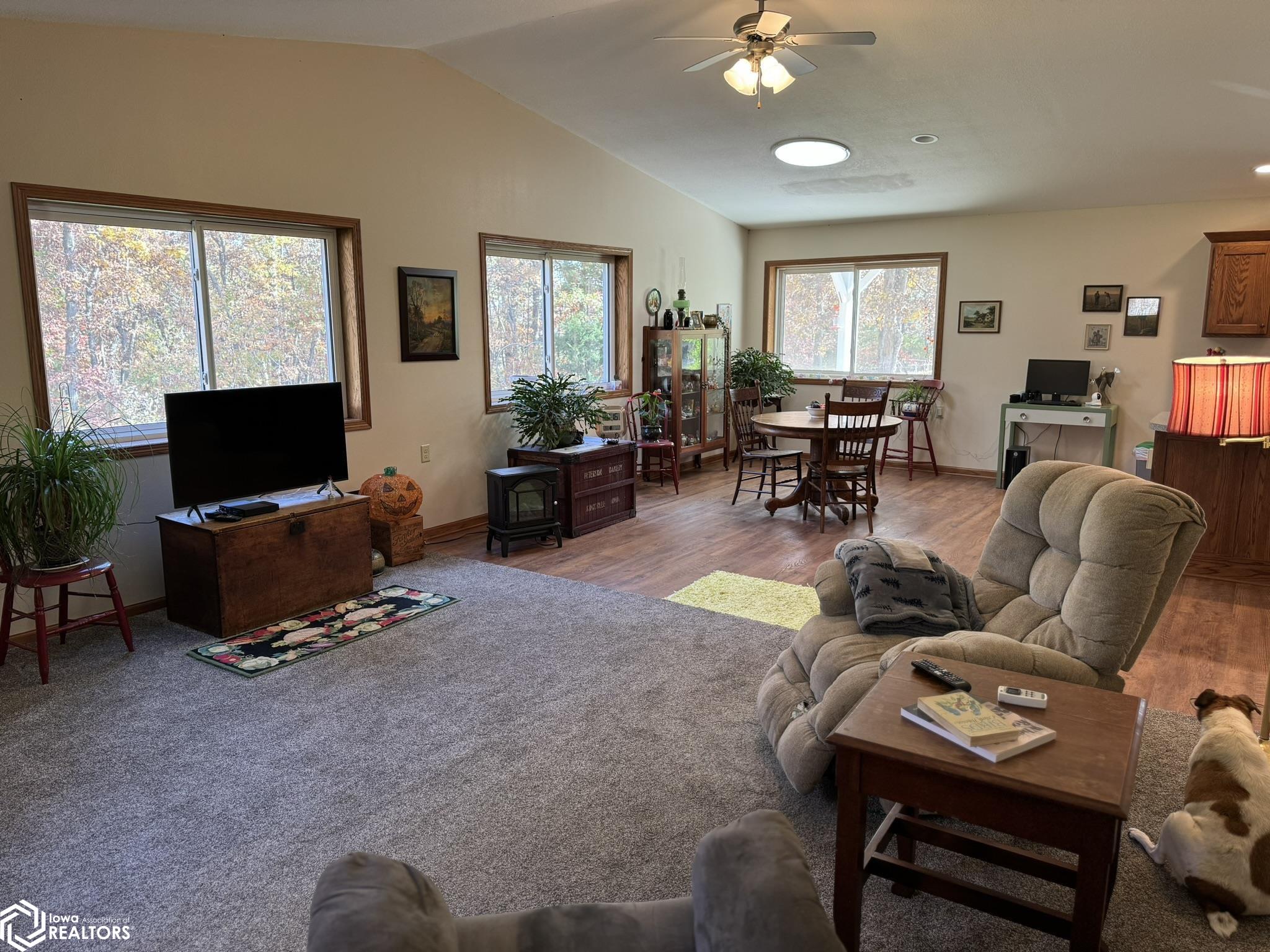 13489 Hickory Boulevard, Drakesville, Iowa image 19