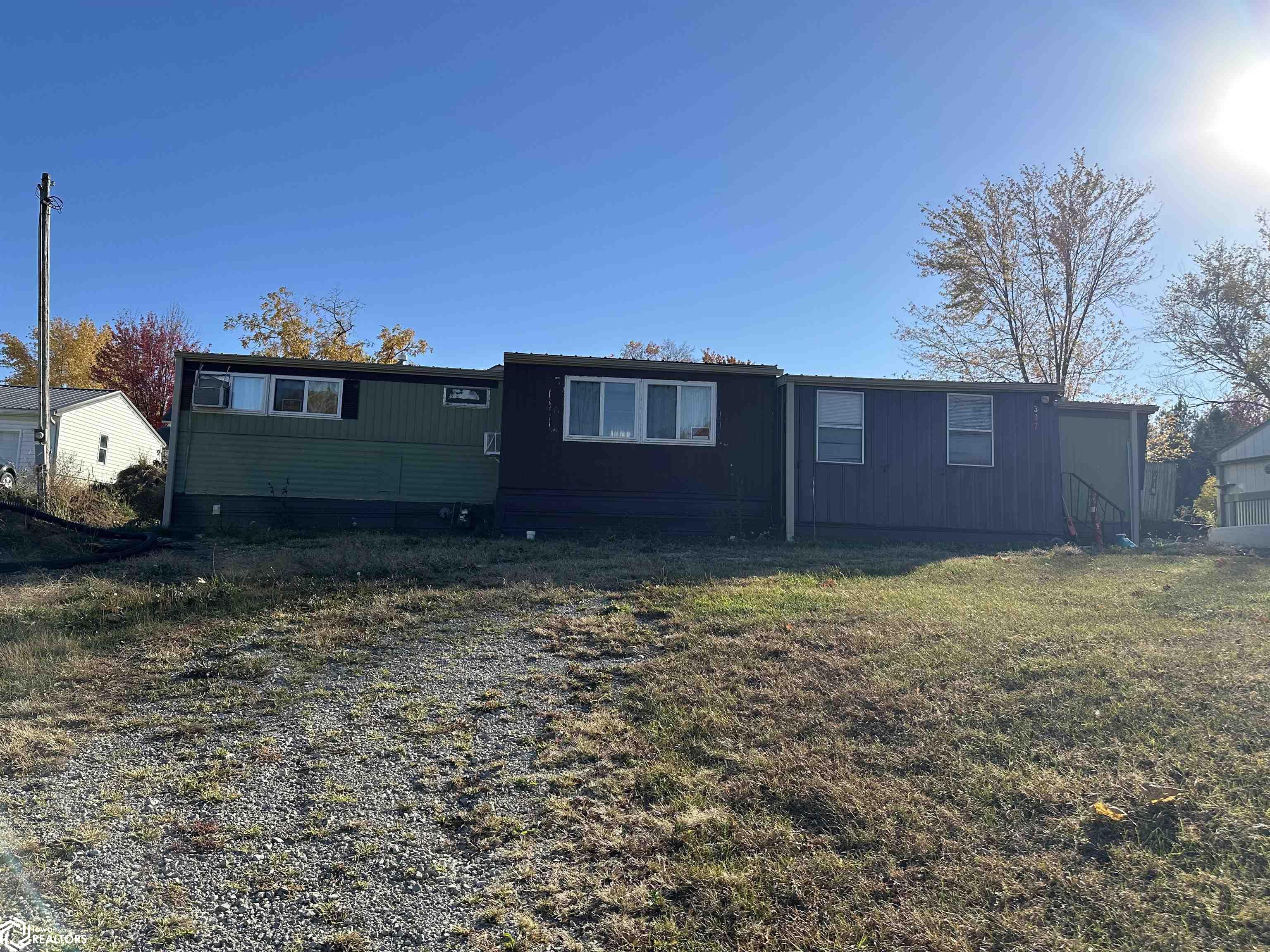307 Brooklyn Street, Batavia, Iowa image 1