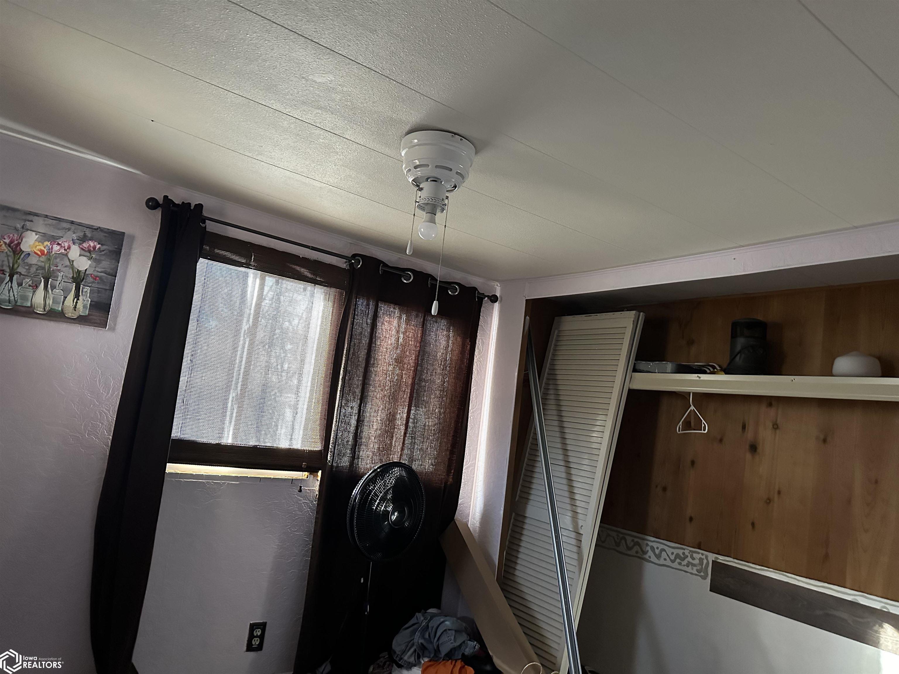 307 Brooklyn Street, Batavia, Iowa image 15