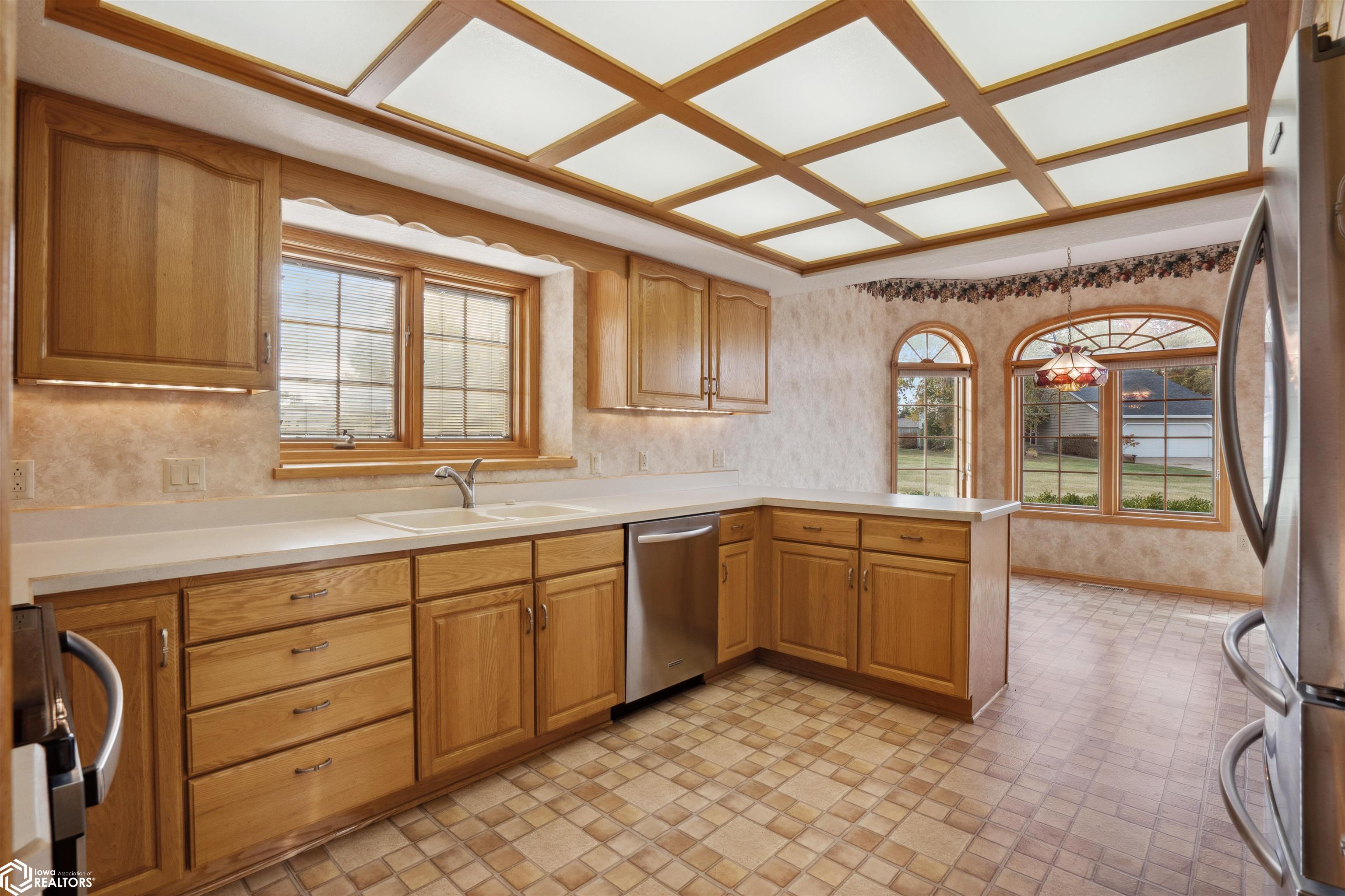 605 Mcdowell Circle, Grinnell, Iowa image 14