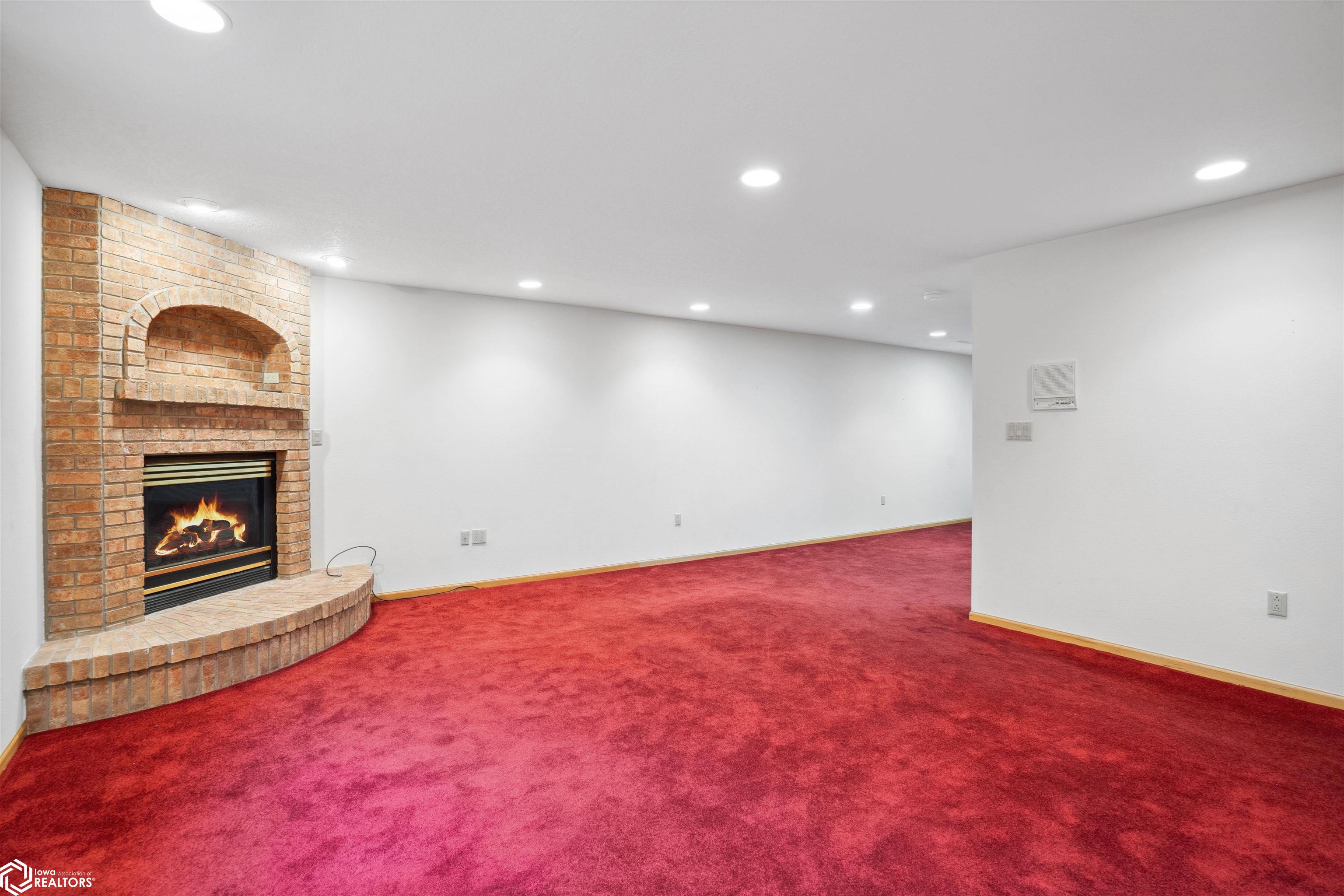 605 Mcdowell Circle, Grinnell, Iowa image 29