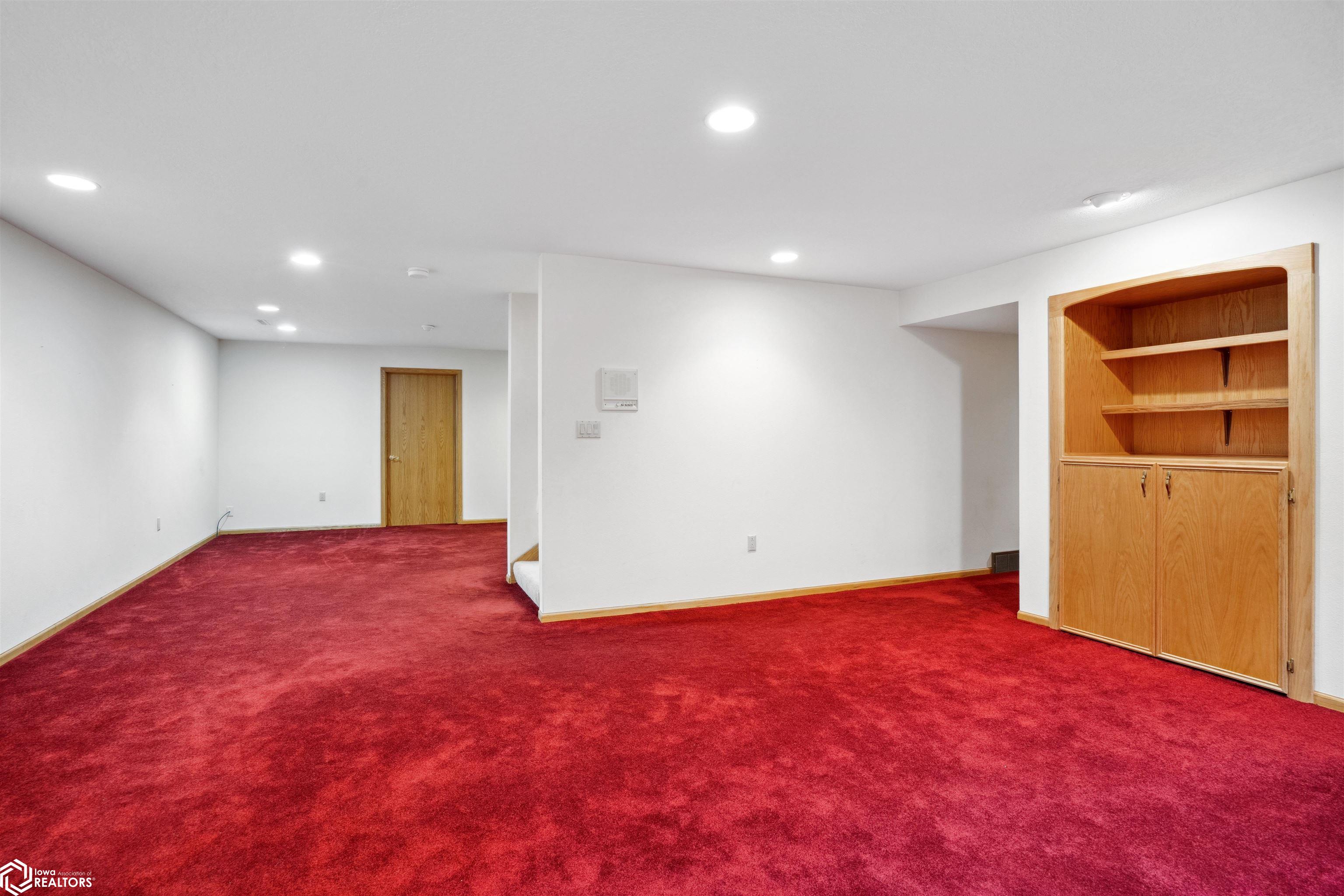 605 Mcdowell Circle, Grinnell, Iowa image 30