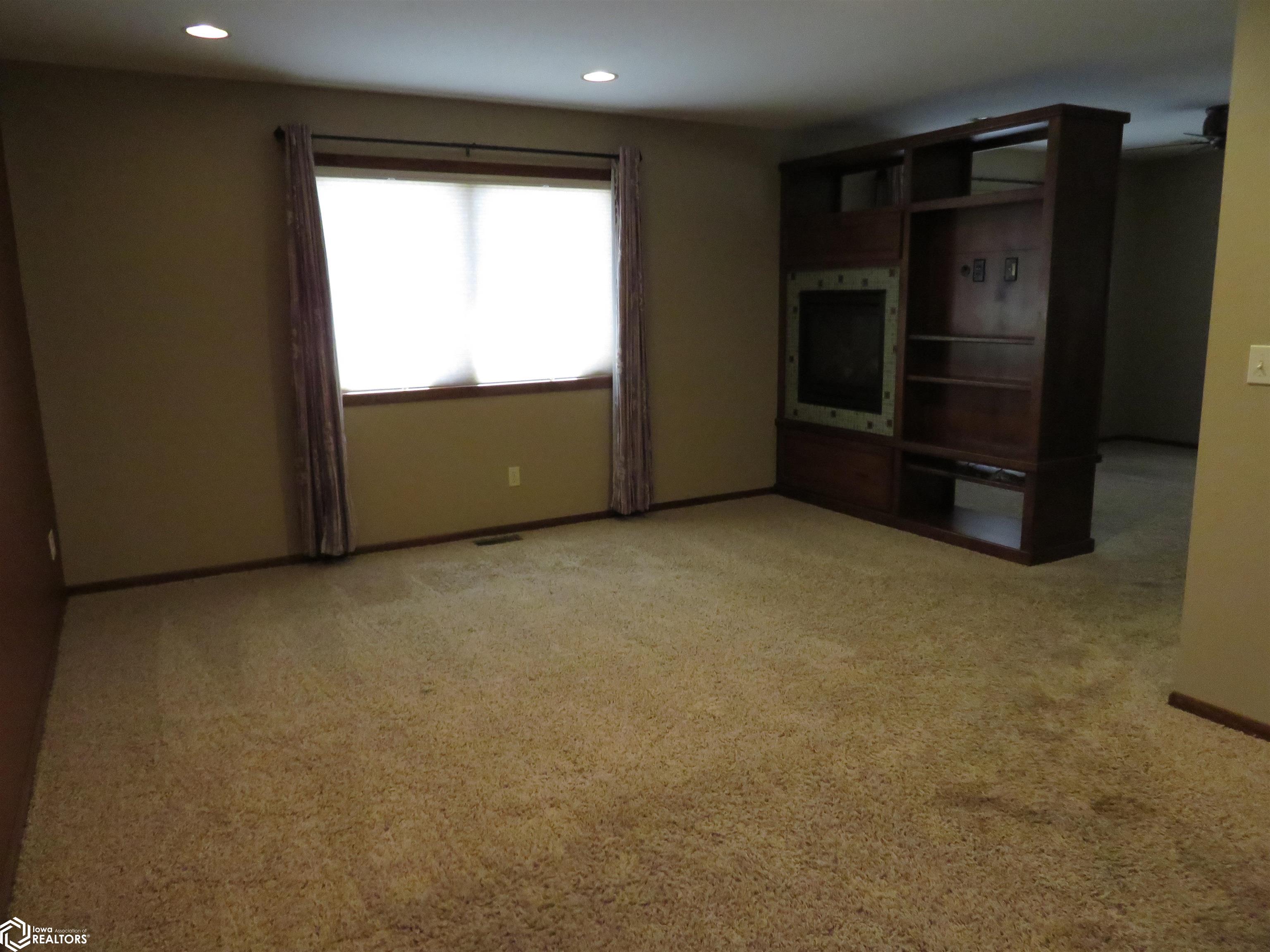809 Cedar Drive, Clarion, Iowa image 22