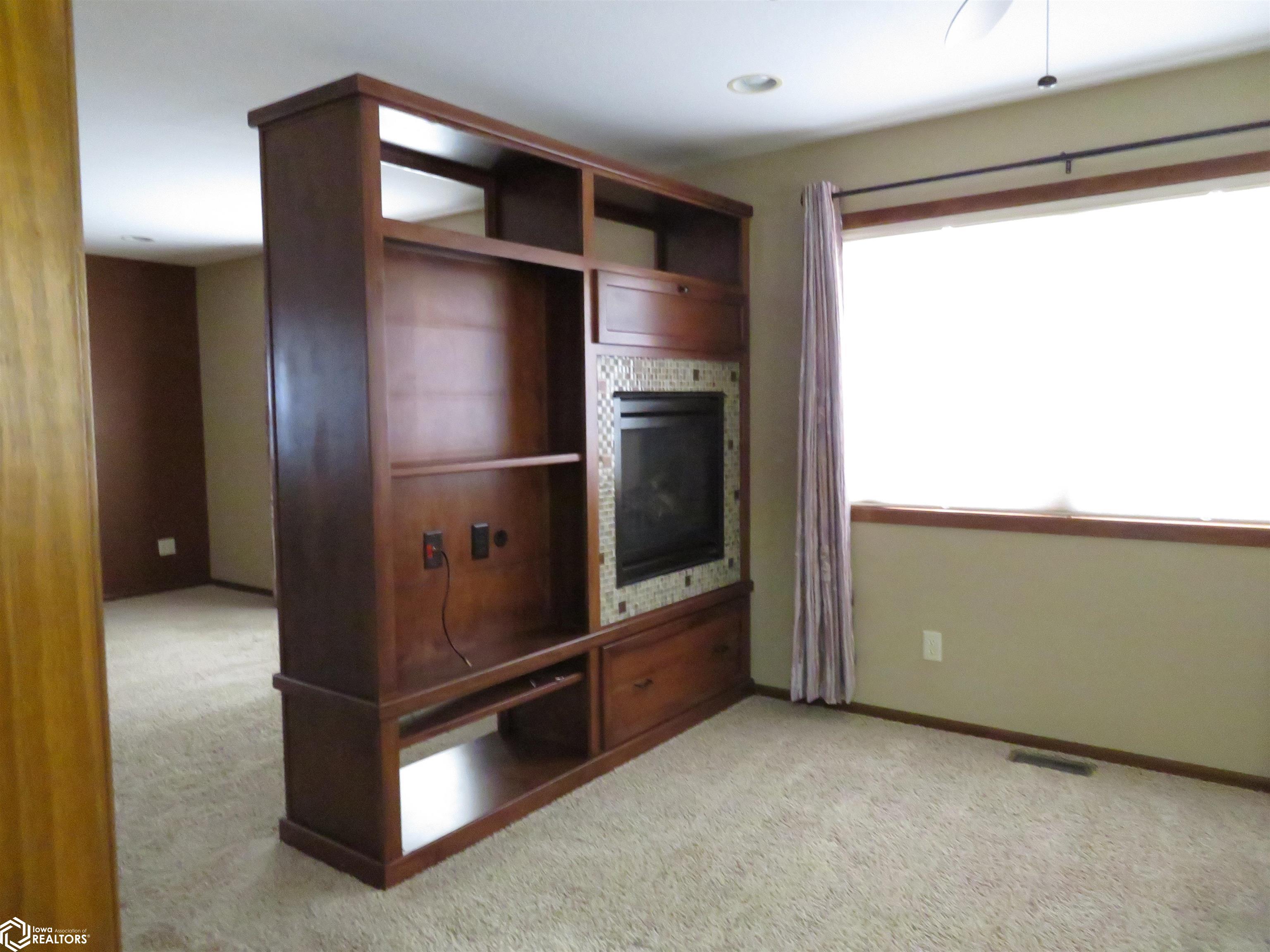 809 Cedar Drive, Clarion, Iowa image 23
