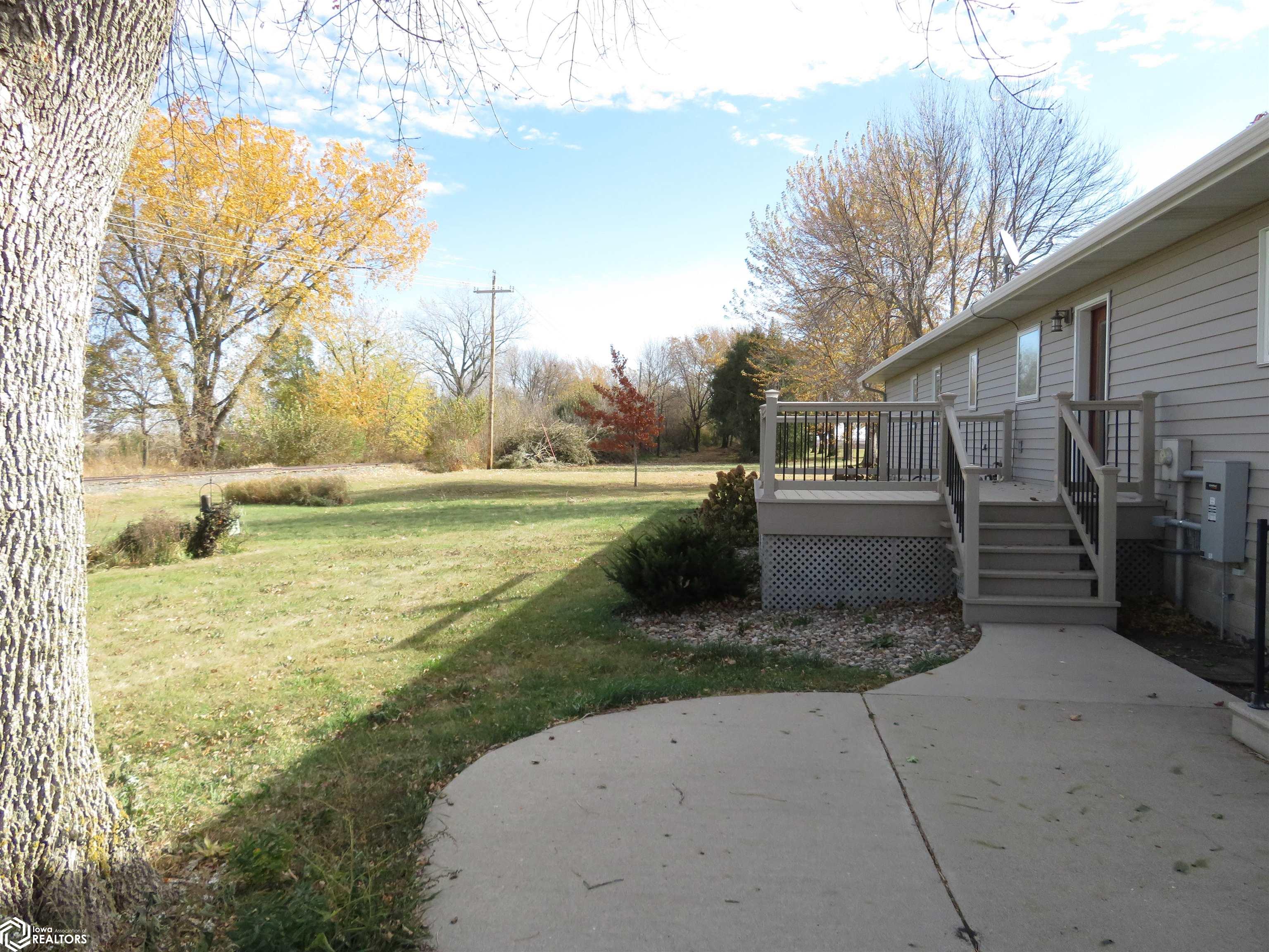 809 Cedar Drive, Clarion, Iowa image 4