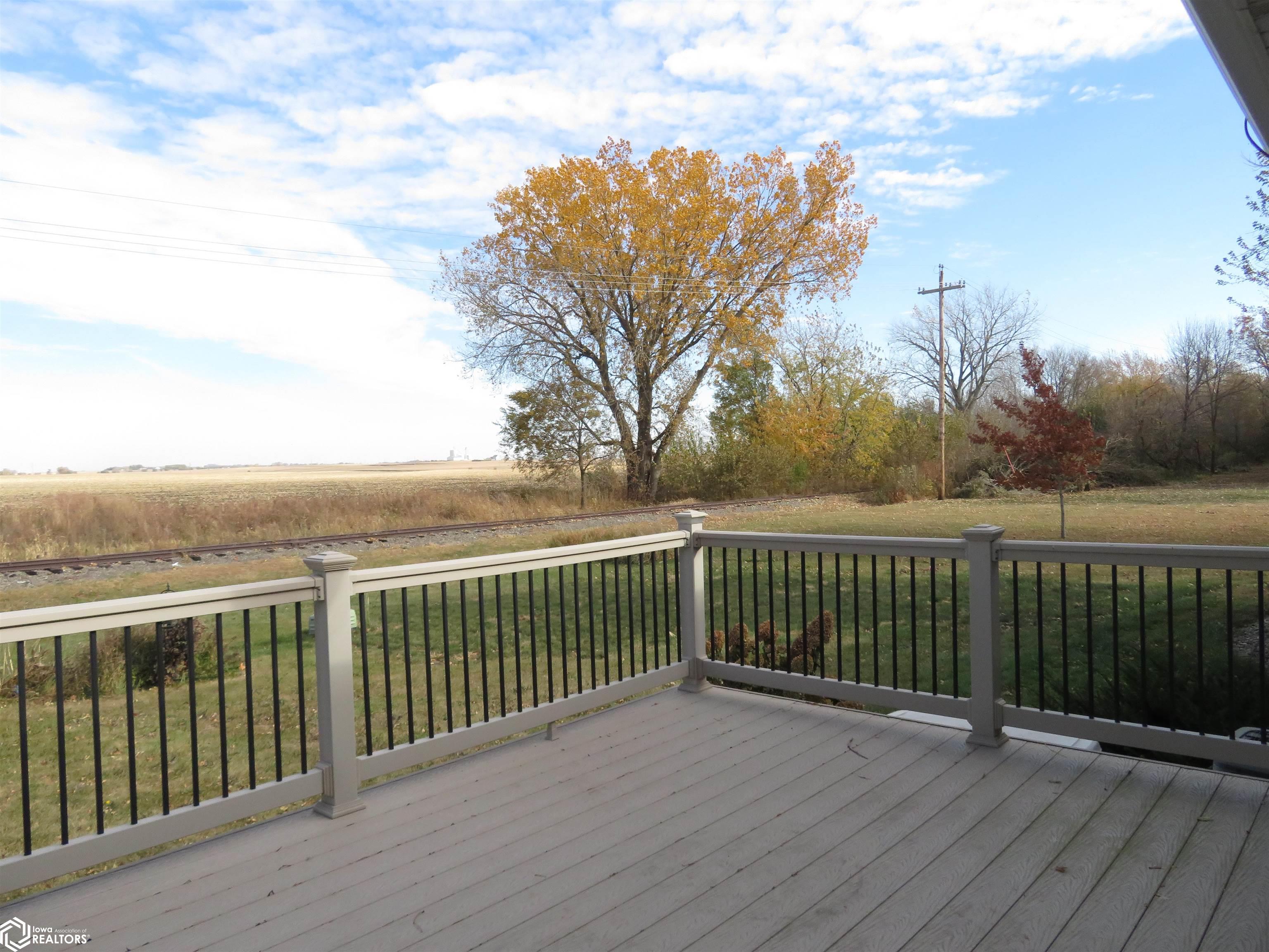 809 Cedar Drive, Clarion, Iowa image 5