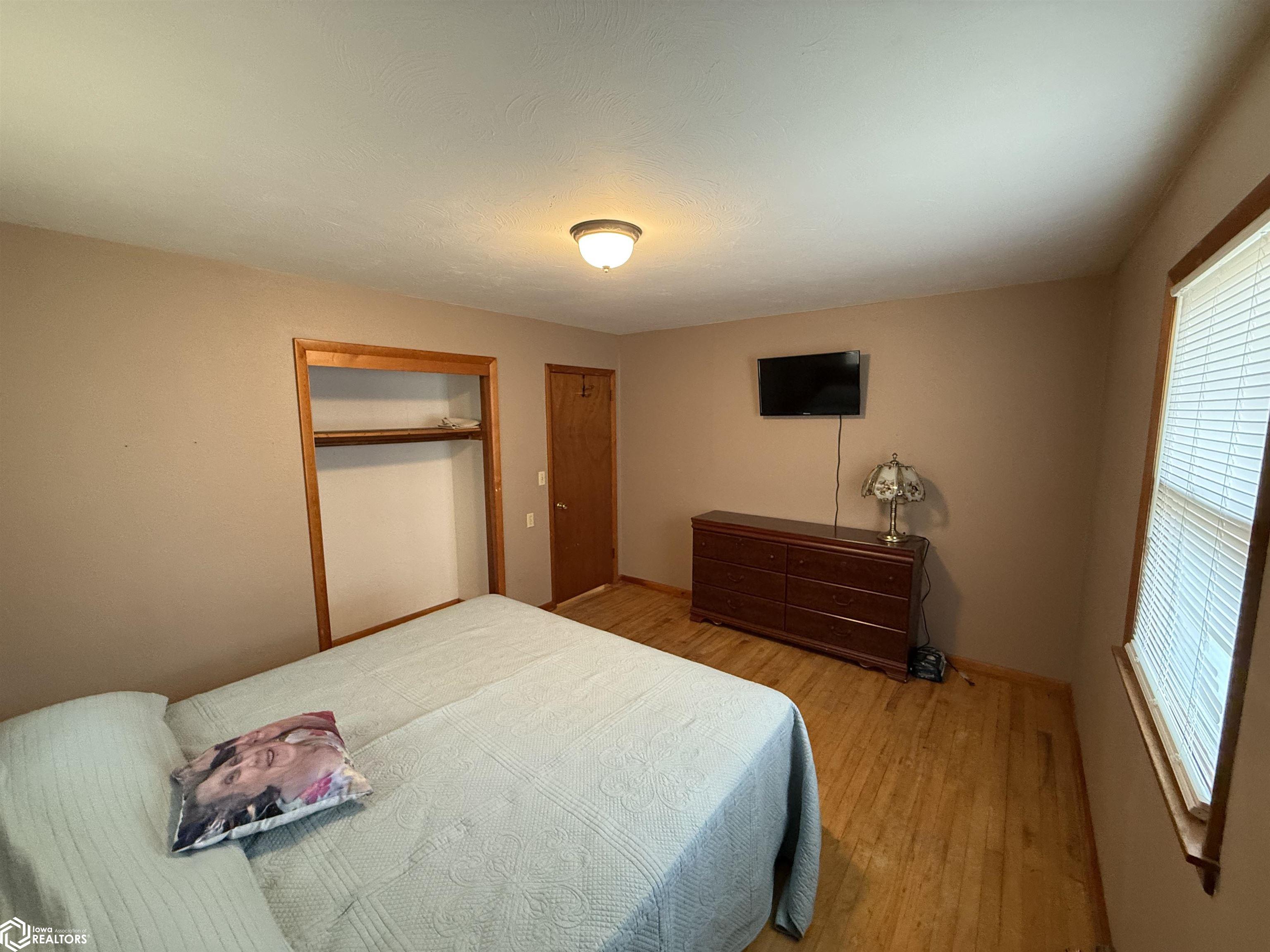 1210 Monroe Street, Hamburg, Iowa image 6