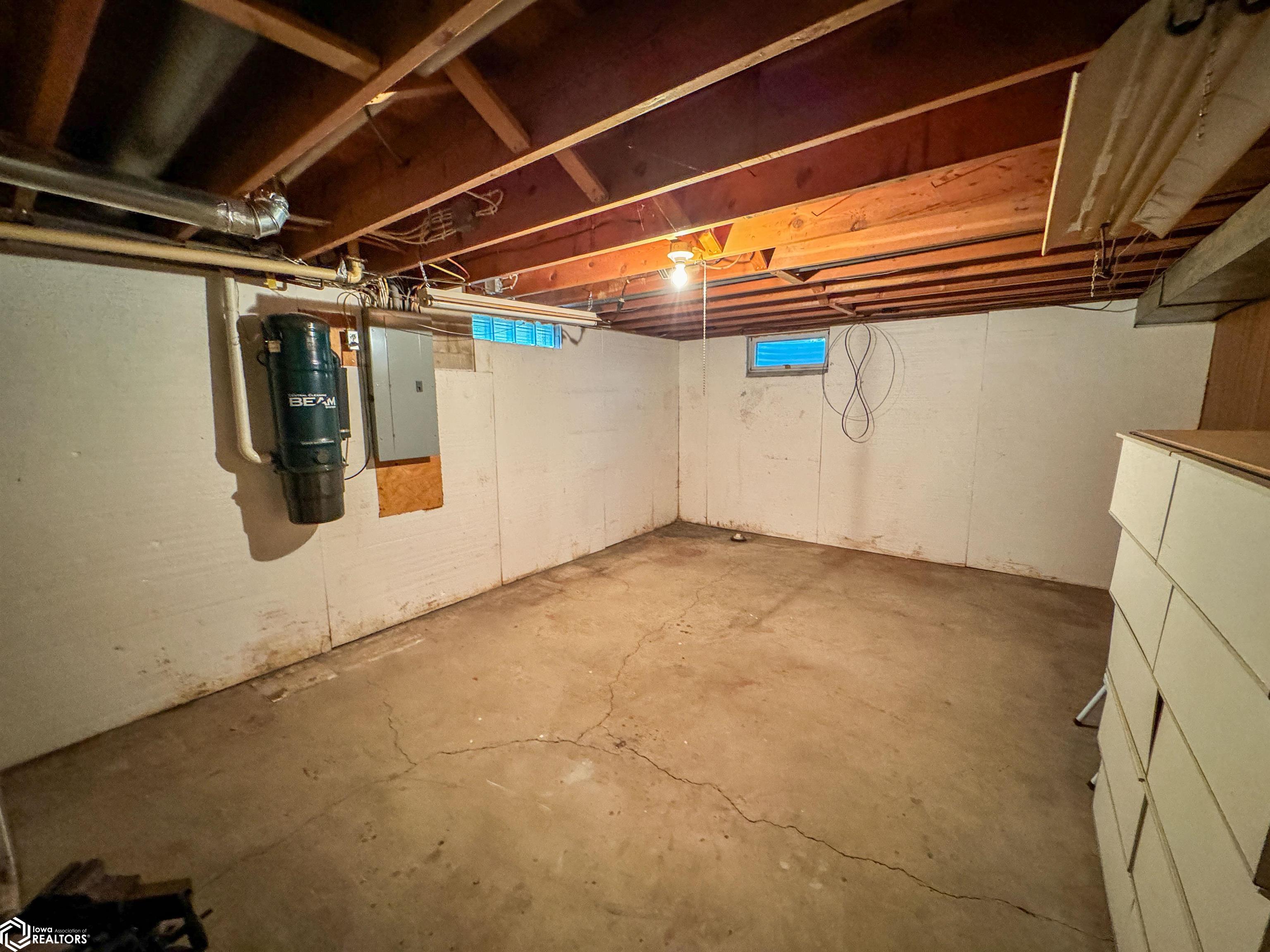 1009 1st Street, Hampton, Iowa image 17