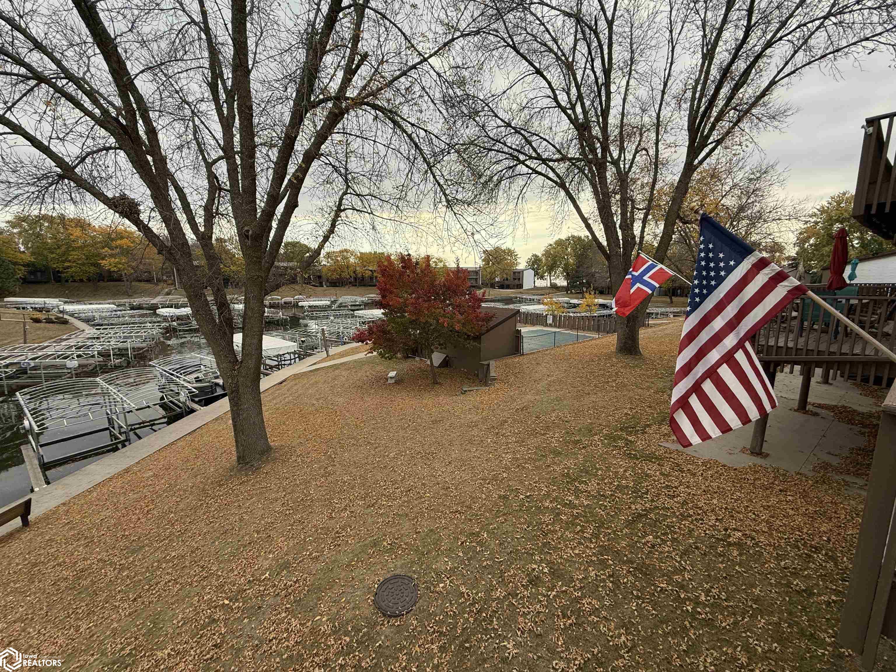 2700 N Shore Drive #F3-27, Clear Lake, Iowa image 10