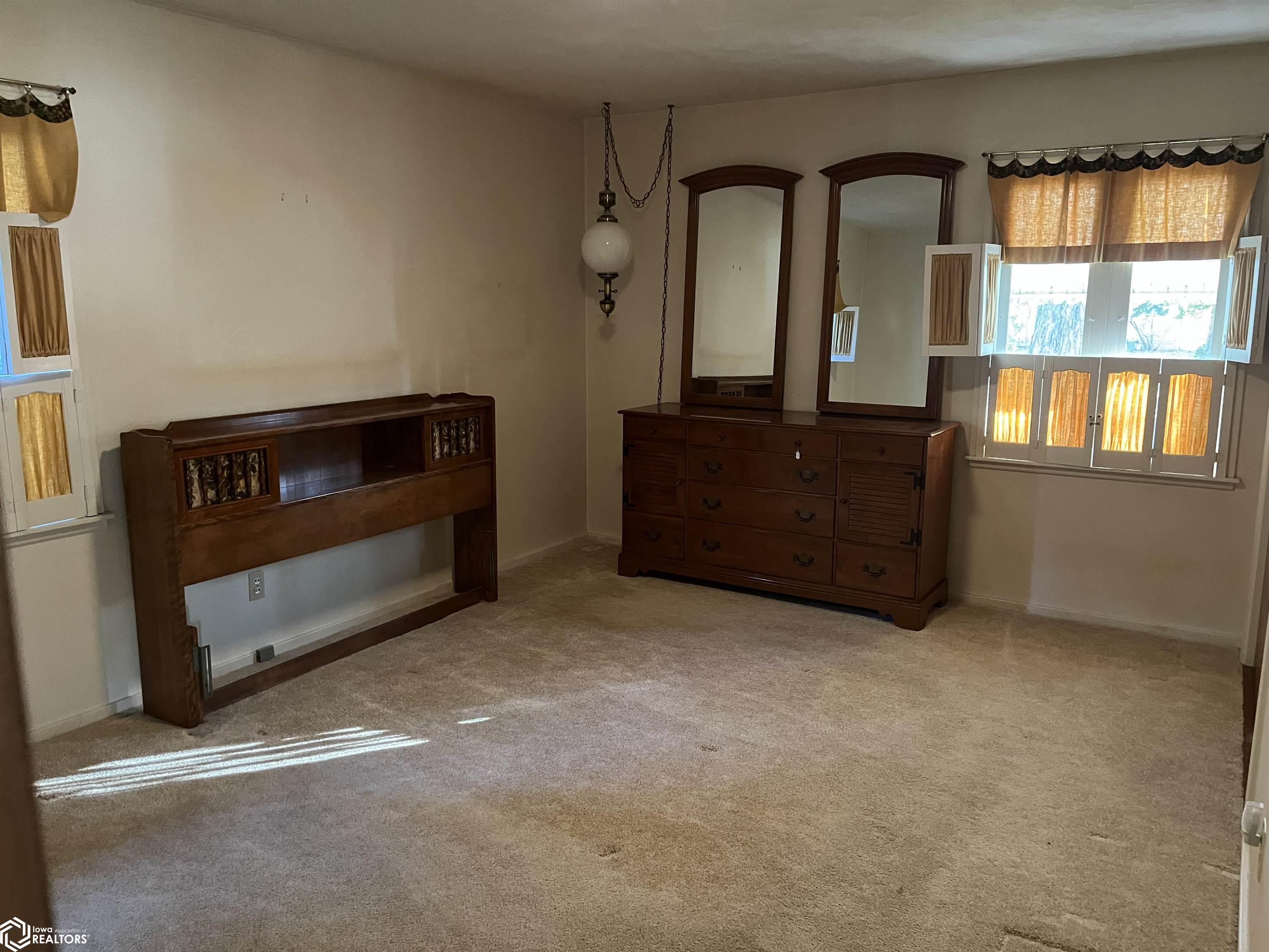 816 Hagemann Avenue, Burlington, Iowa image 17