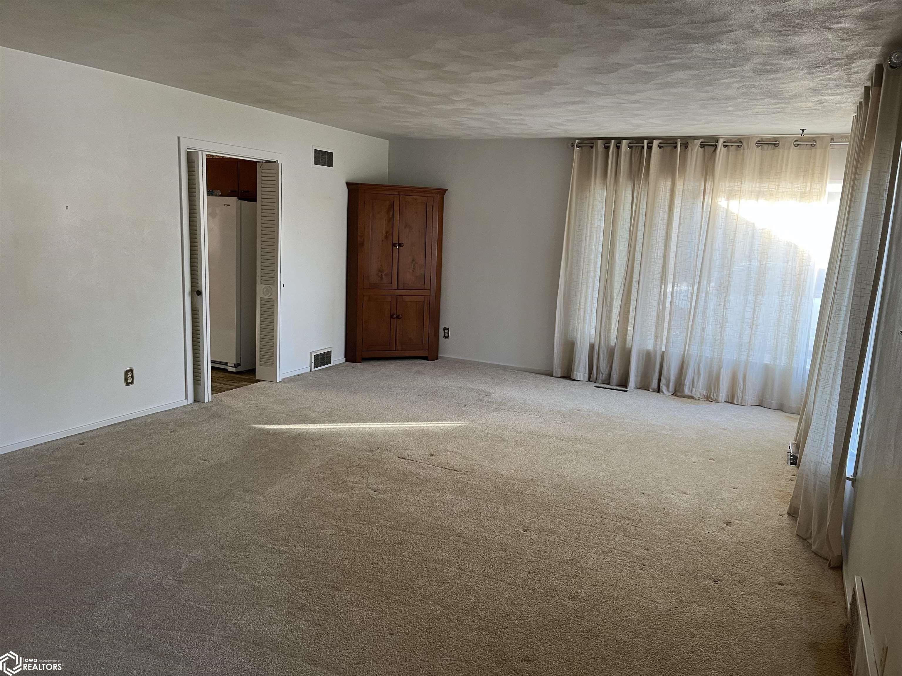 816 Hagemann Avenue, Burlington, Iowa image 6