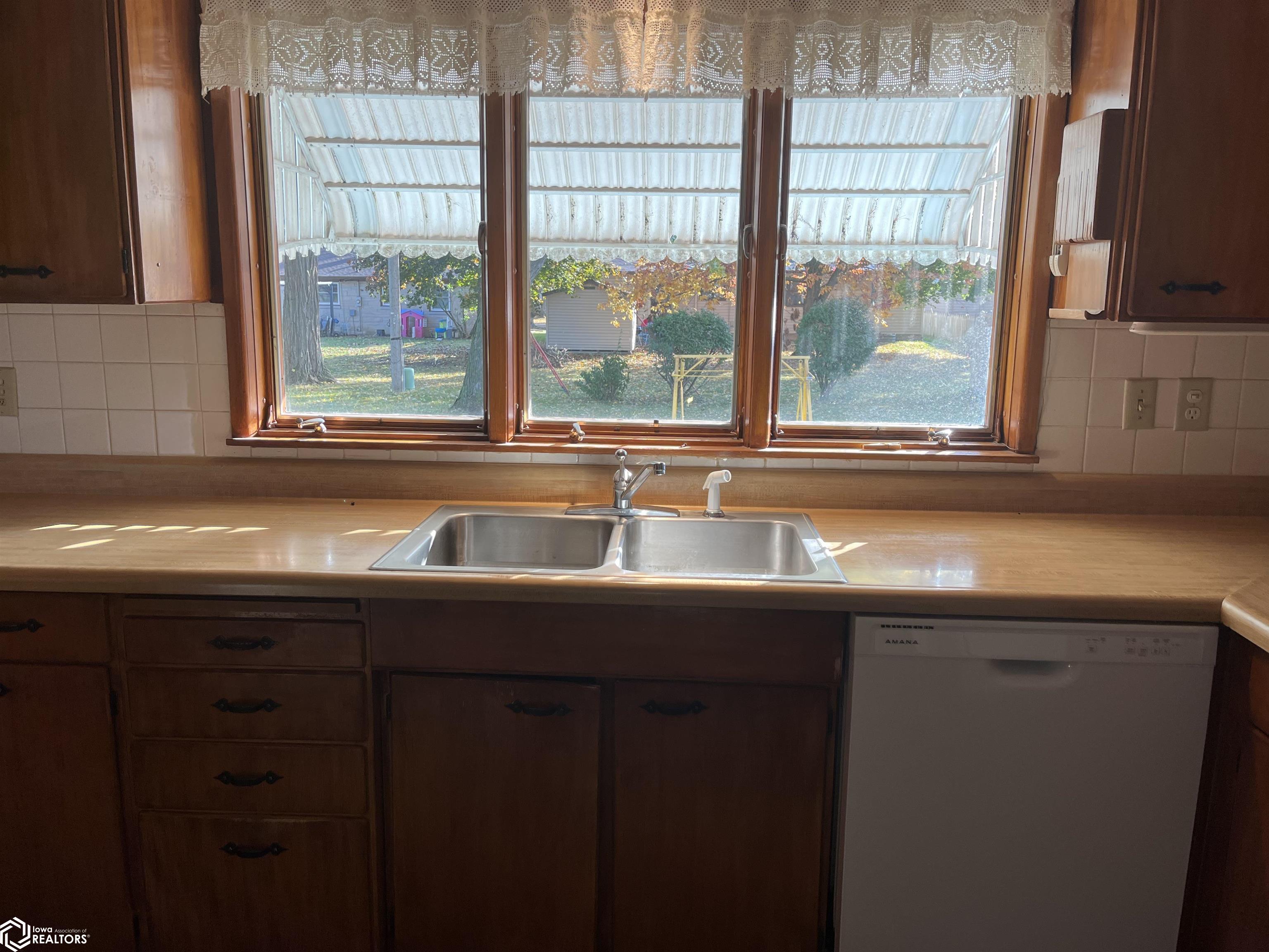 816 Hagemann Avenue, Burlington, Iowa image 10