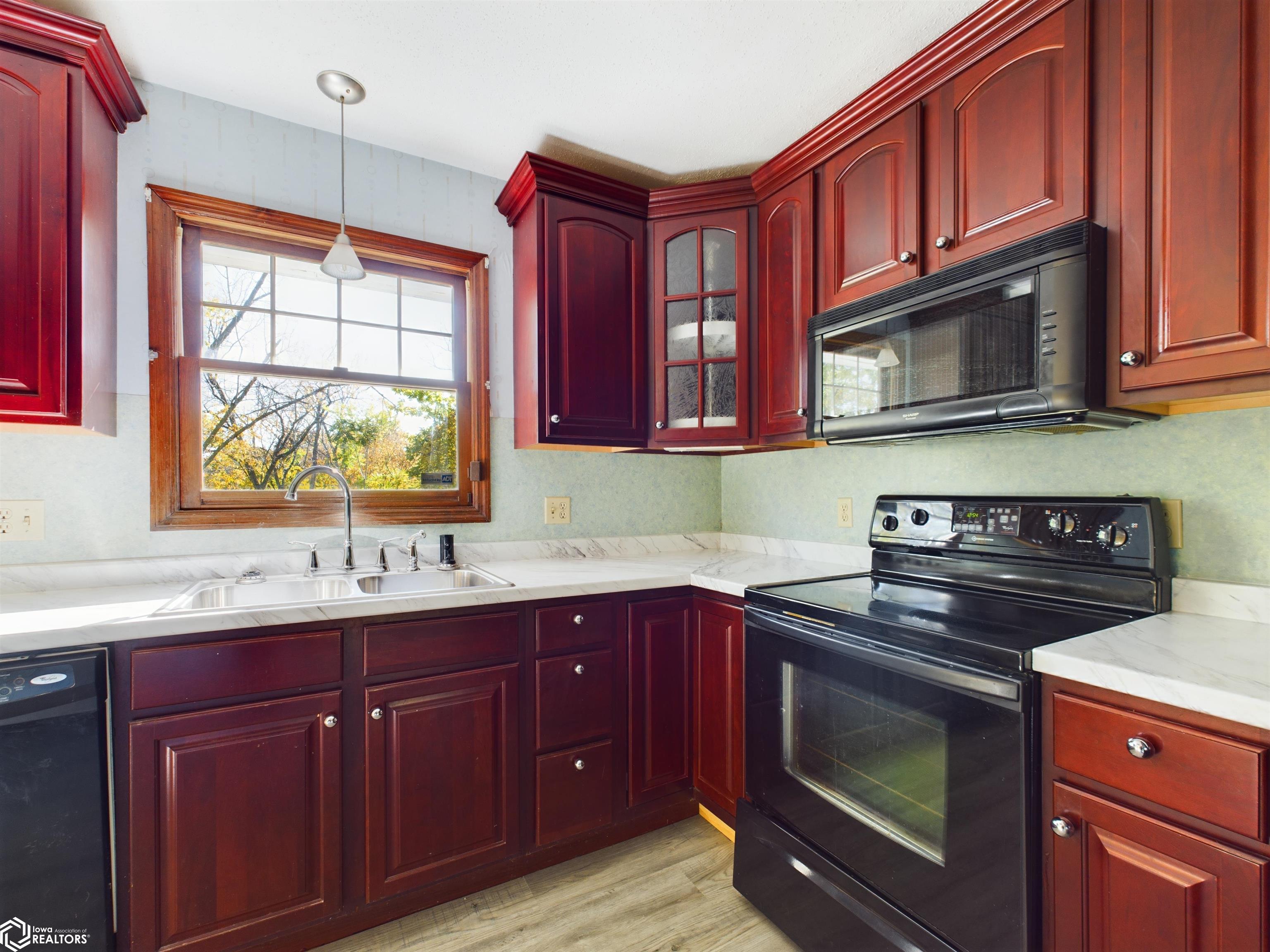 304 Pike Road, Ottumwa, Iowa image 9