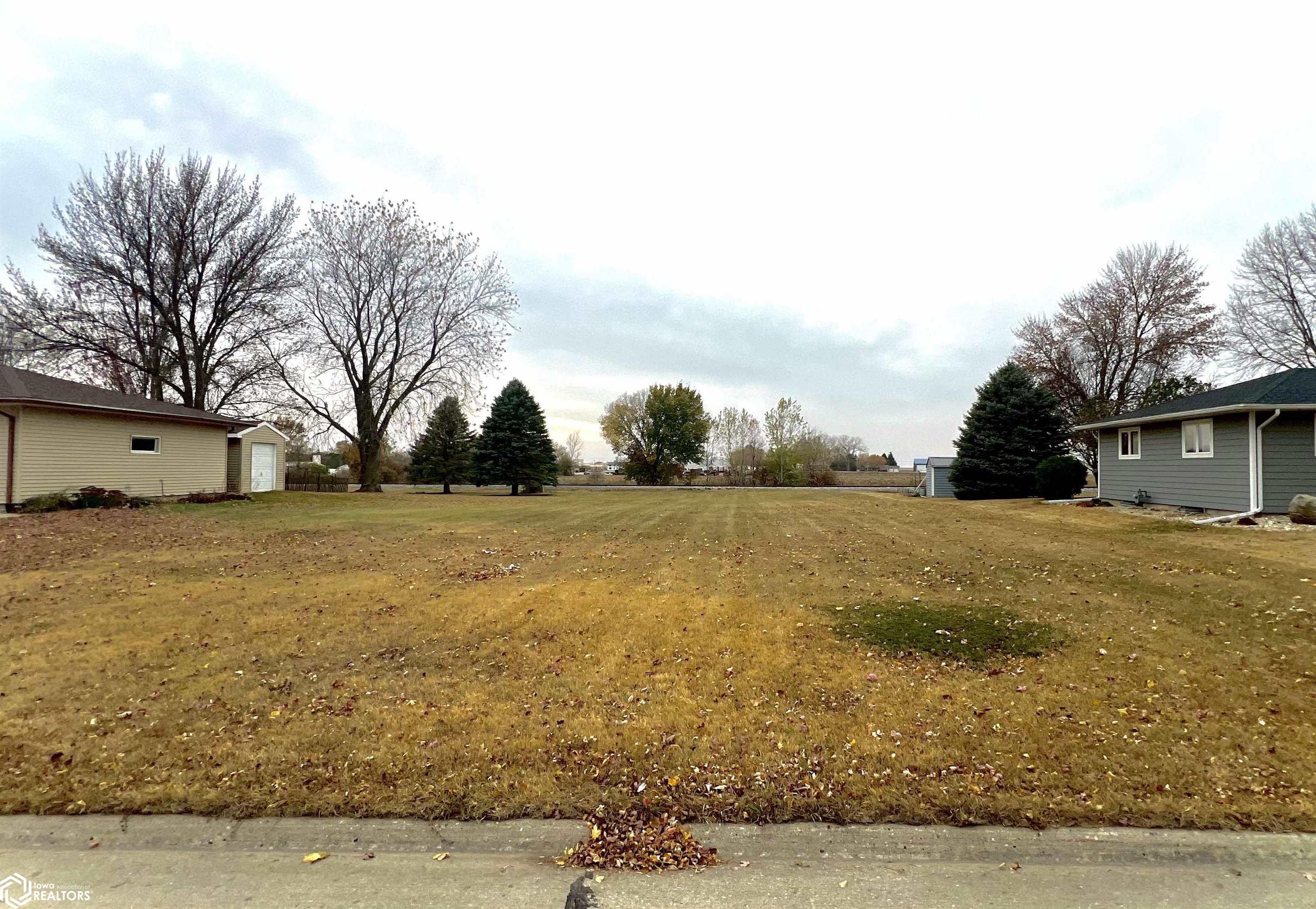 Country Club Dr. Drive, Garner, Iowa image 1
