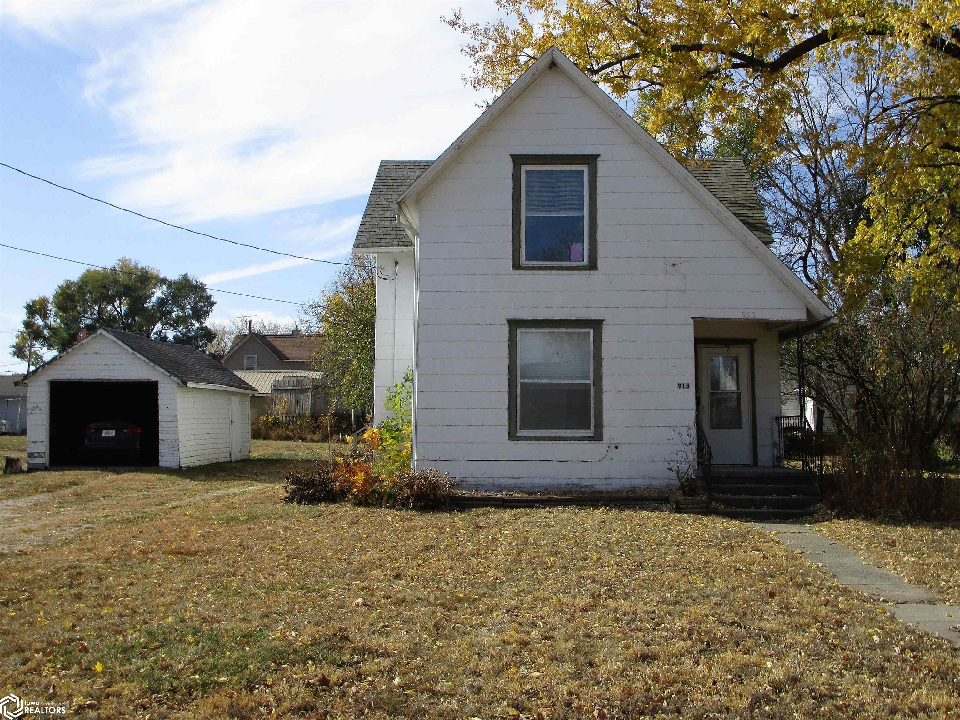 915 N Oak Street, Iowa Falls, Iowa image 2