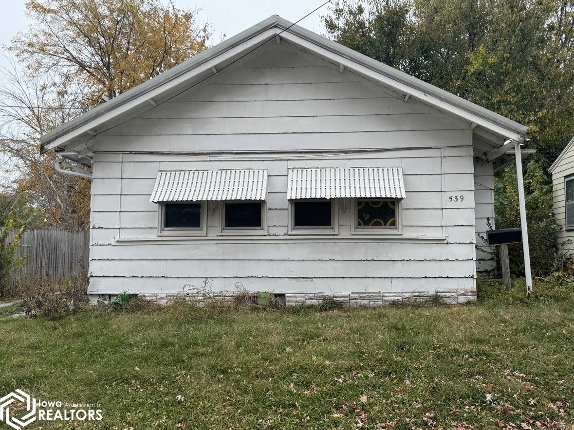539 N 12th Street, Centerville, Iowa image 1