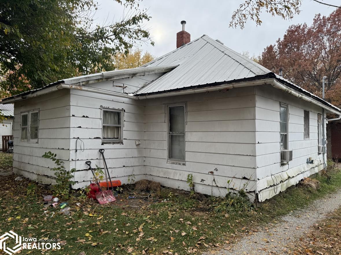539 N 12th Street, Centerville, Iowa image 3
