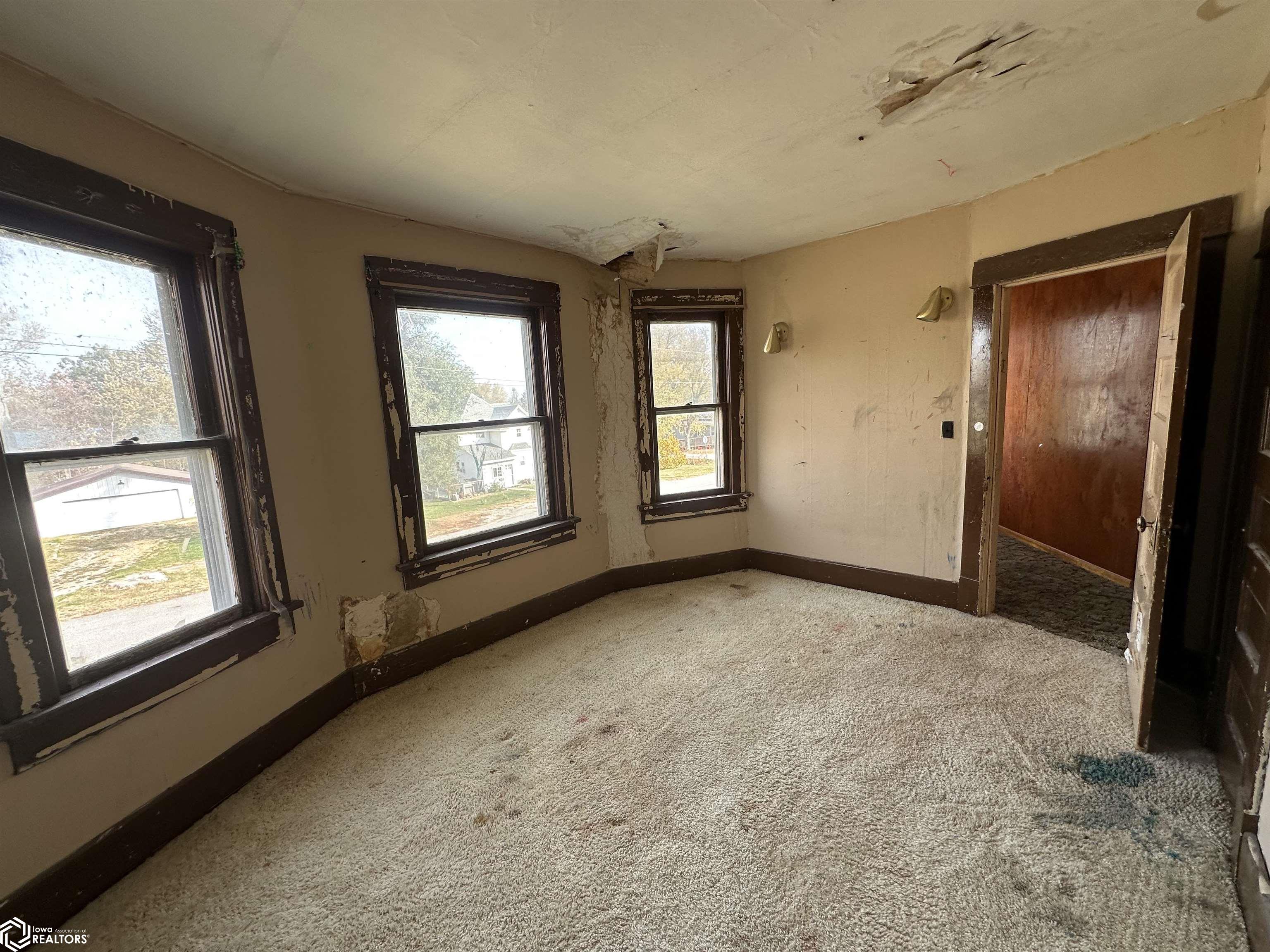 114 E Lee Street, Seymour, Iowa image 19
