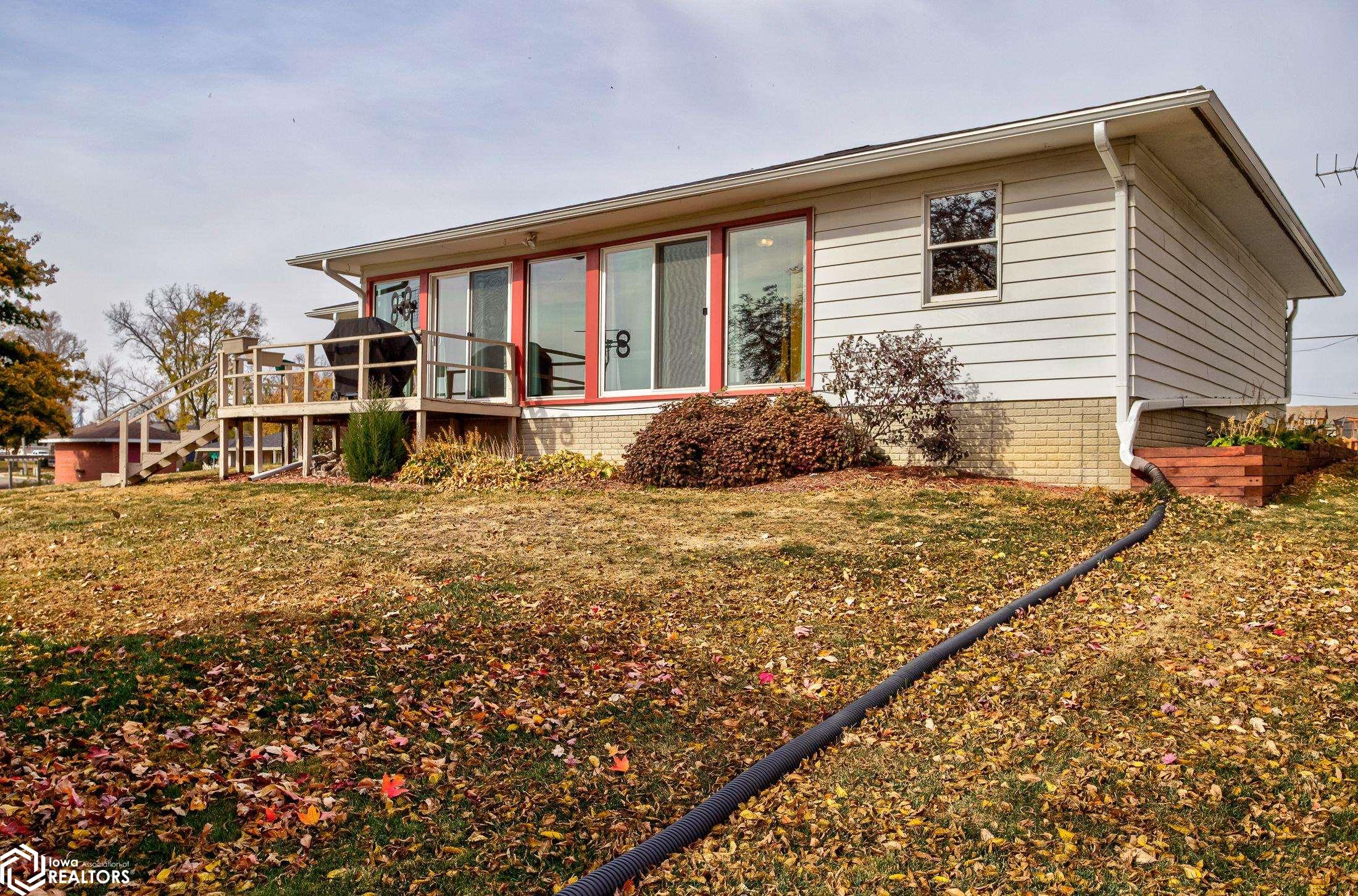 304 3rd Street, State Center, Iowa image 4