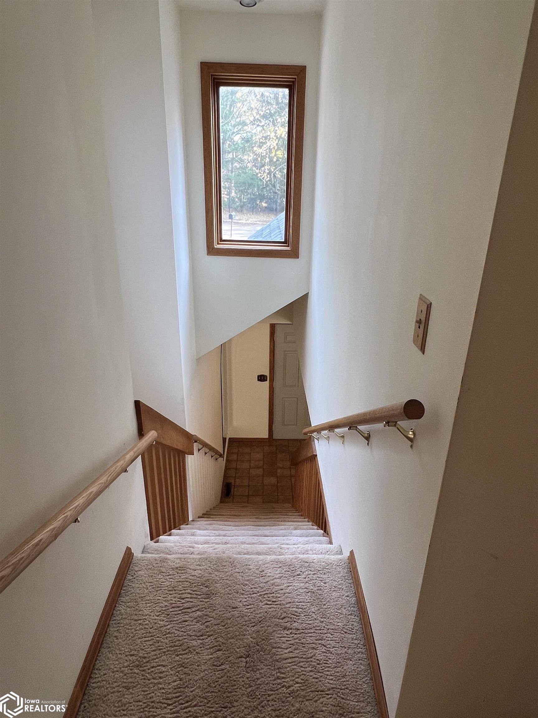 900 French Street, Fairfield, Iowa image 39