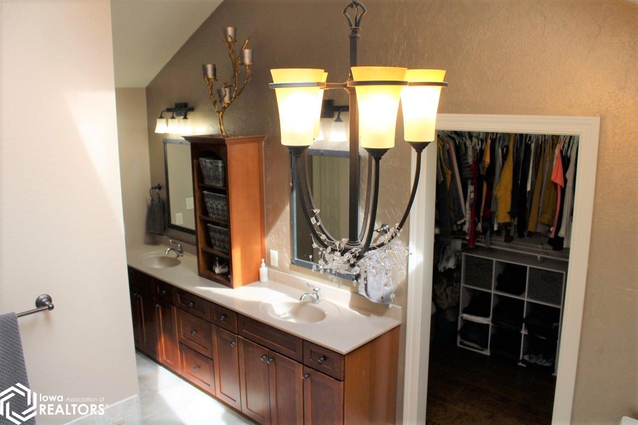 203 Hillside Drive, Algona, Iowa image 38