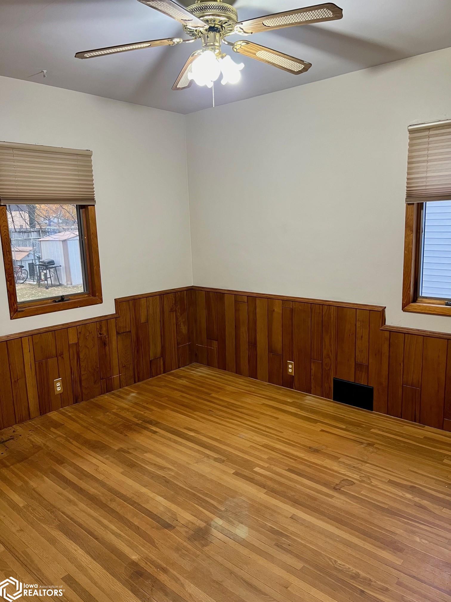 220 5th Avenue, Clarion, Iowa image 10