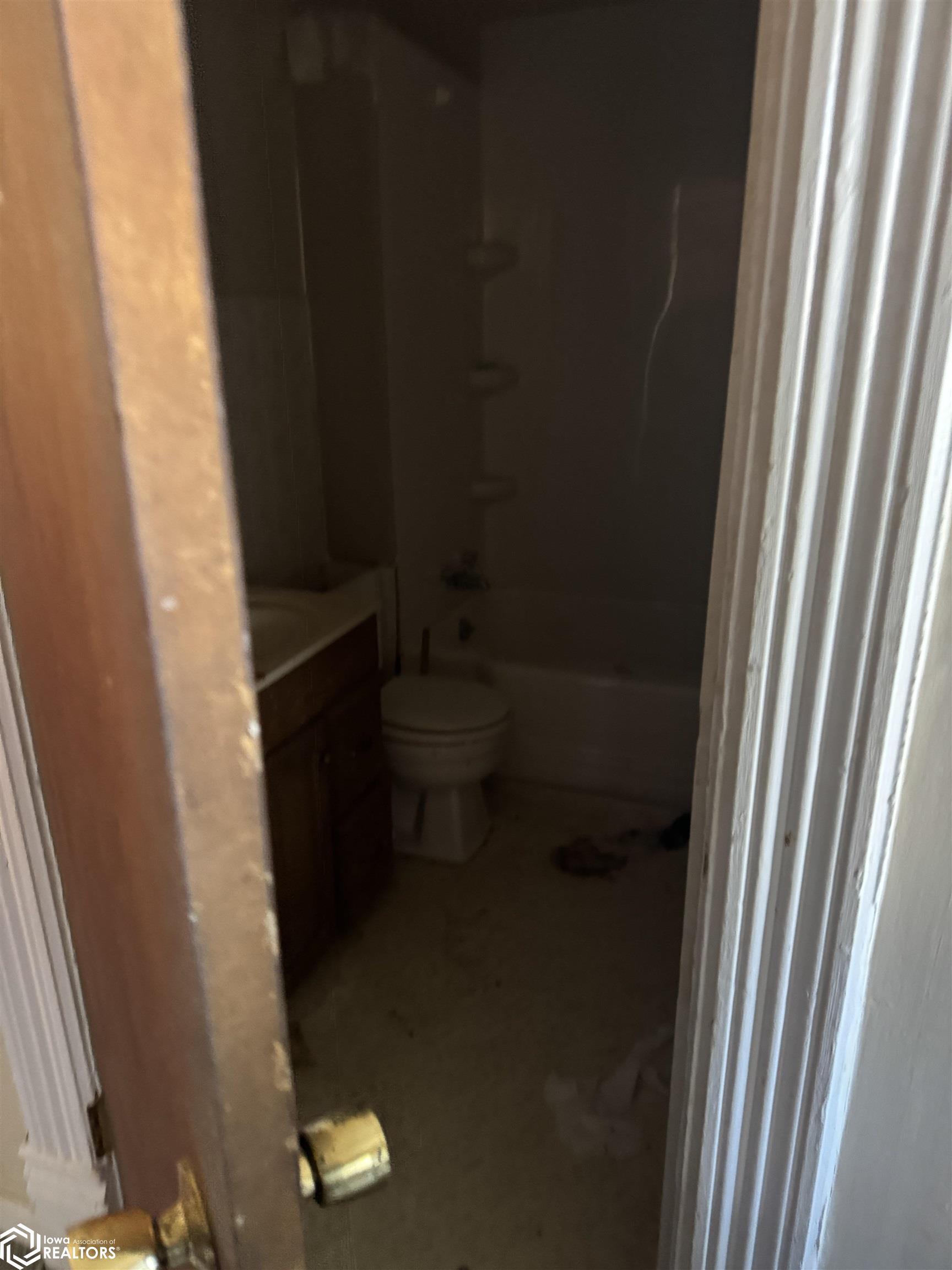 1017 Avenue G, Fort Madison, Iowa image 11