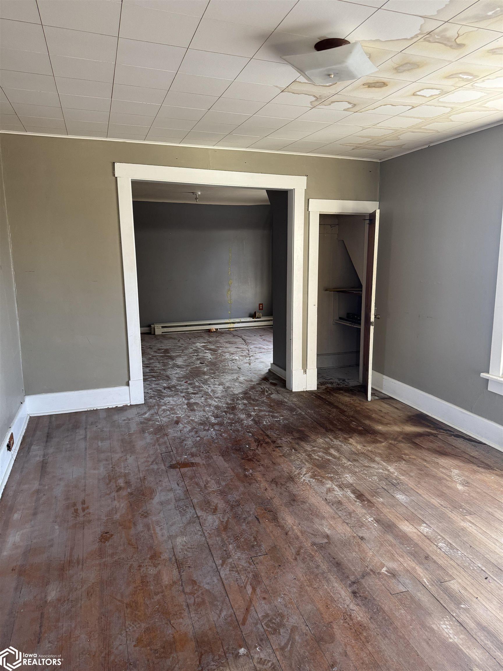 1017 Avenue G, Fort Madison, Iowa image 4