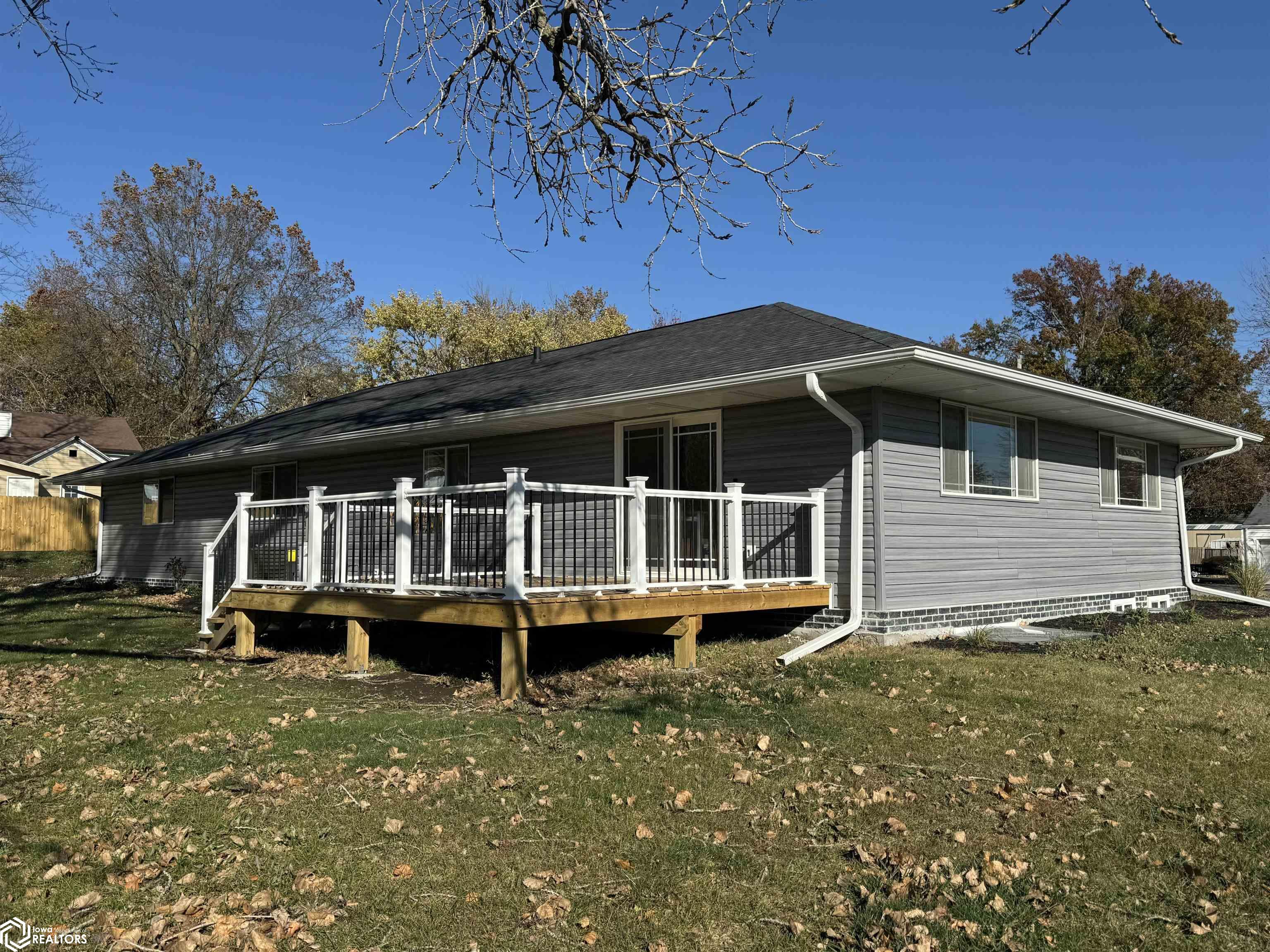1100 N Division, Creston, Iowa image 3