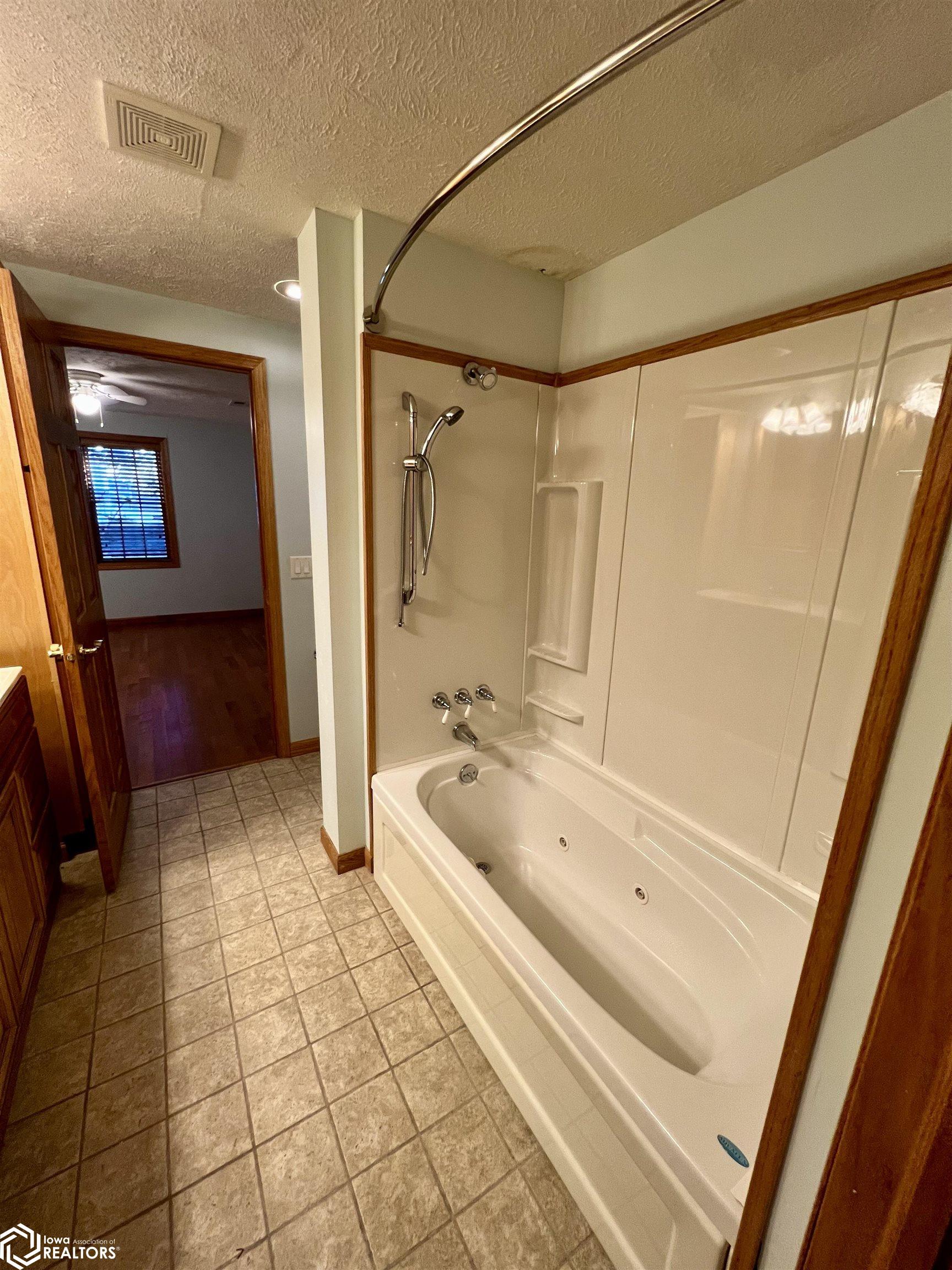 410 W Lincoln Street, Clarinda, Iowa image 24
