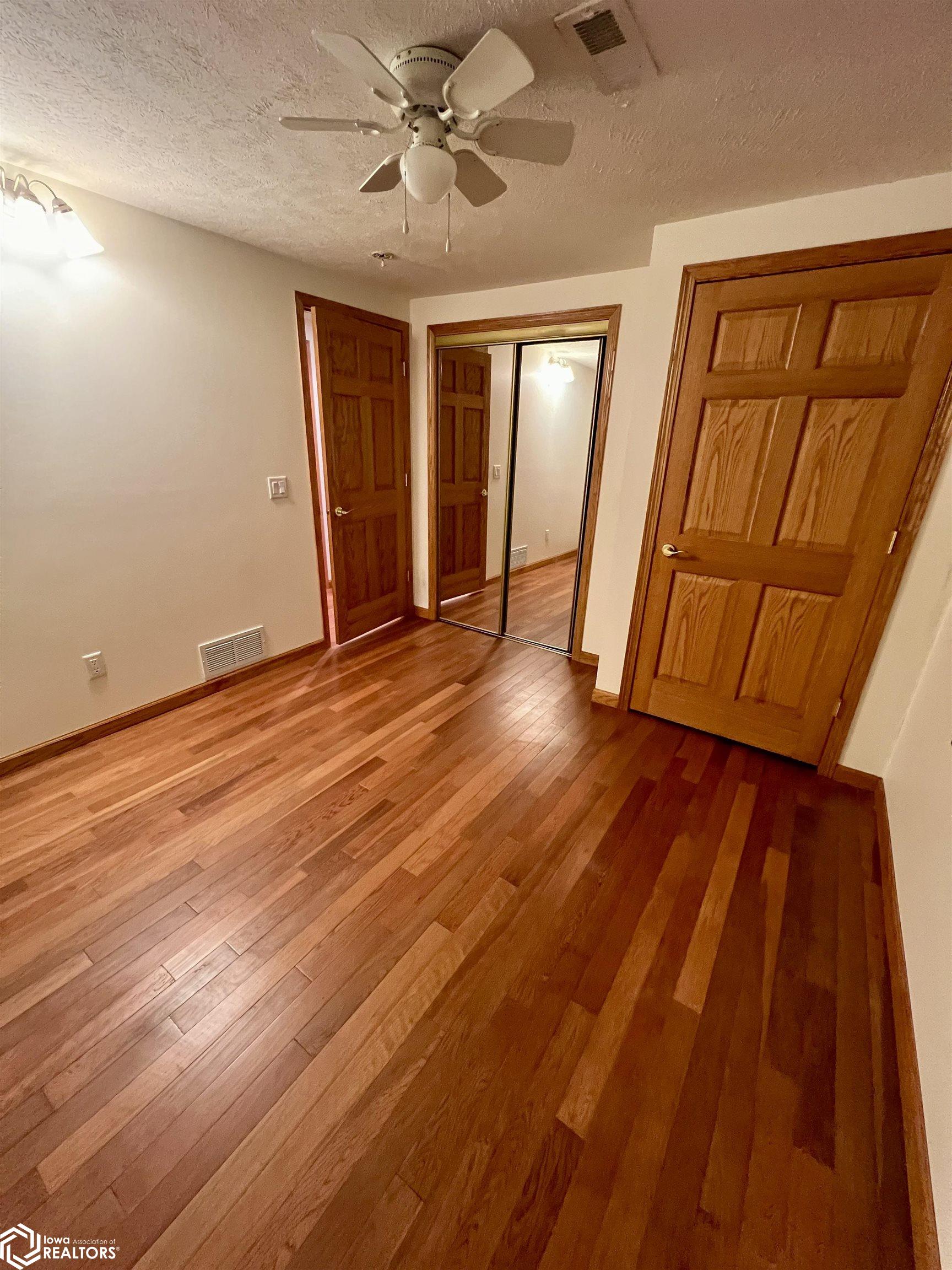 410 W Lincoln Street, Clarinda, Iowa image 33
