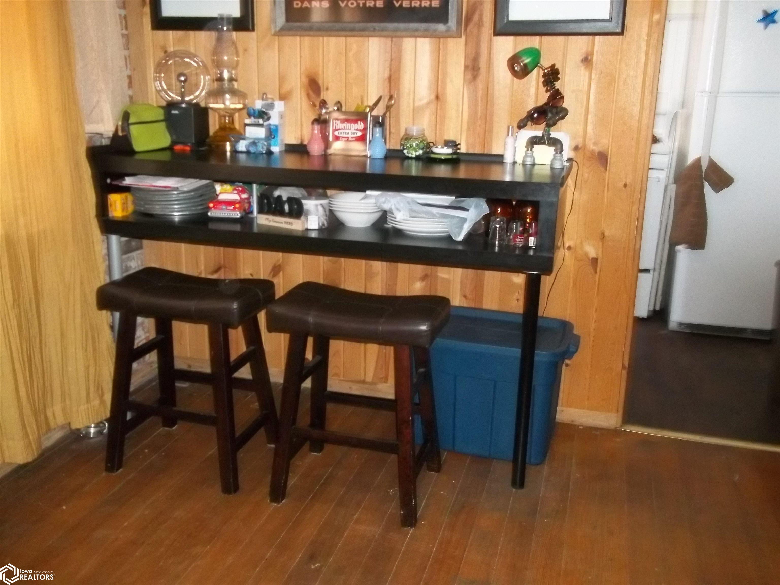 built in eating bar in living area