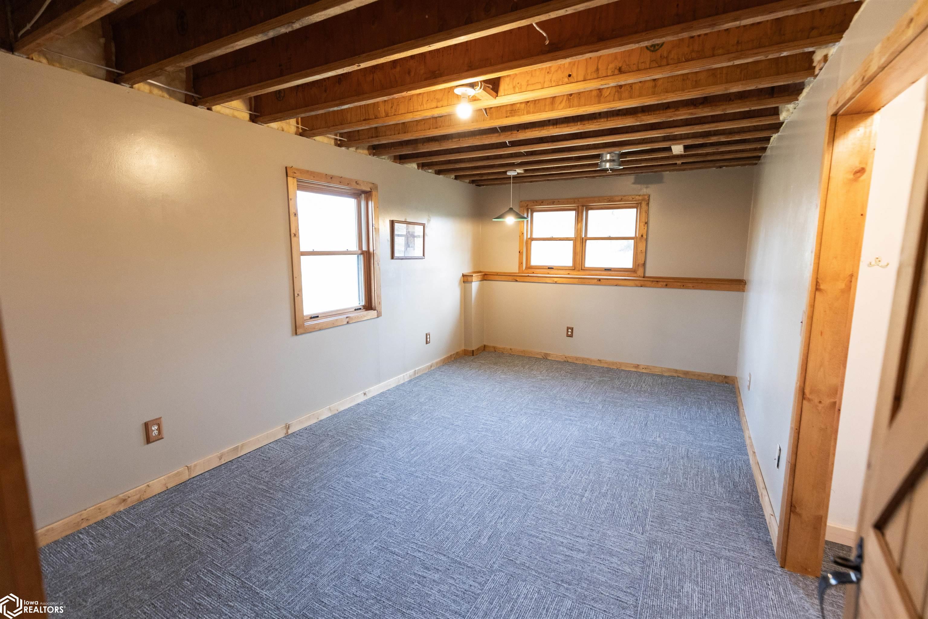 2751 Nebraska Avenue, New London, Iowa image 42
