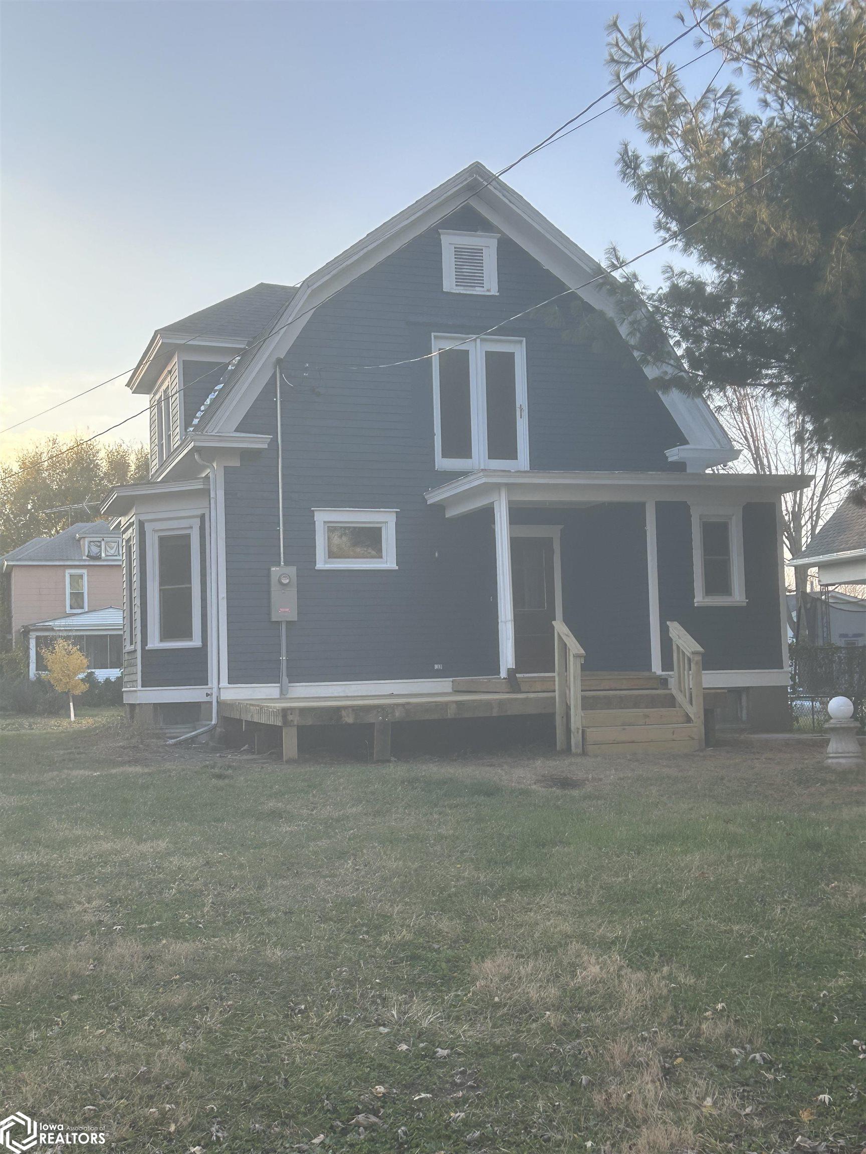 1610 Lincoln, Burlington, Iowa image 17