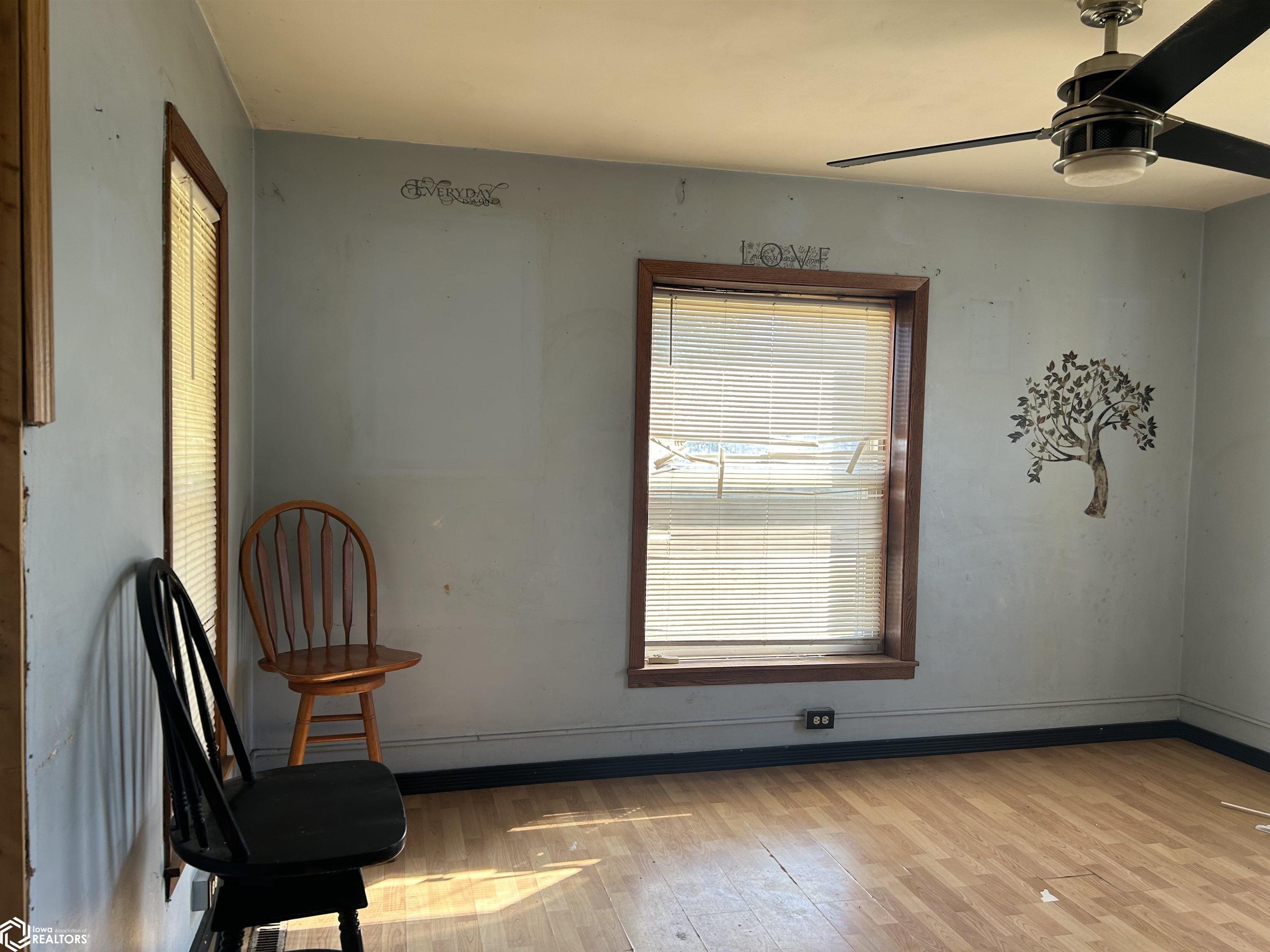 905 W Nevada Street, Marshalltown, Iowa image 4