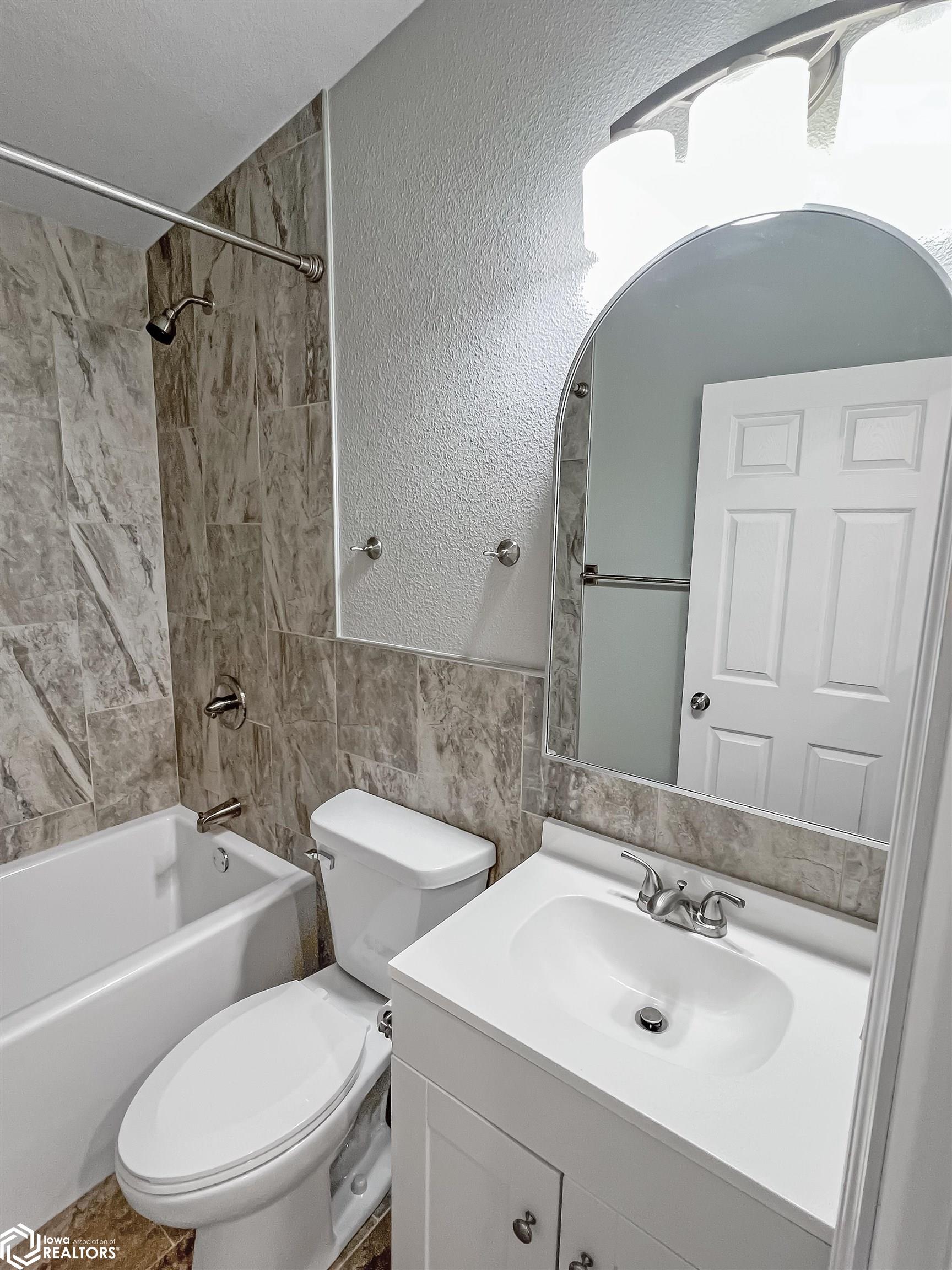 804 Siloam Avenue, Iowa Falls, Iowa image 13